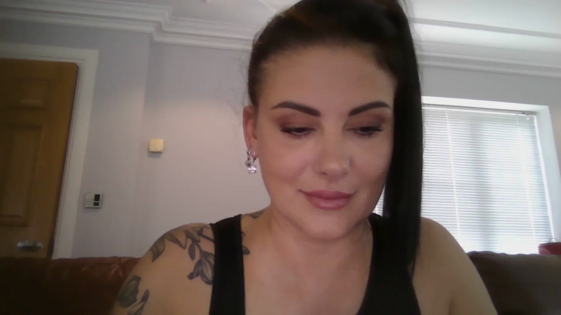 Gallery image thumbnail from FitBaby's myfreecams stream on, 06/07/2024, 14:30 image 5 of 20
