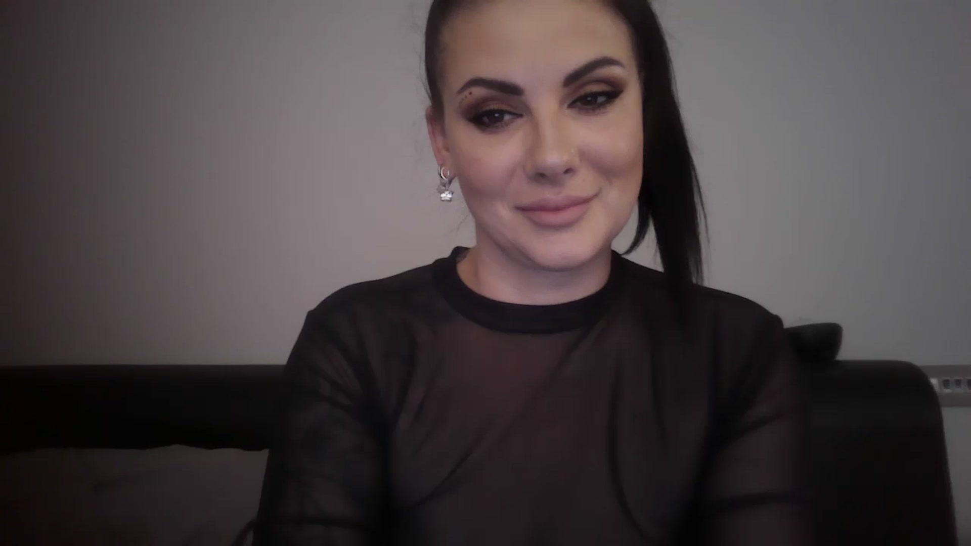 Gallery image thumbnail from FitBaby's myfreecams stream on, 06/19/2024, 13:48 image 5 of 20