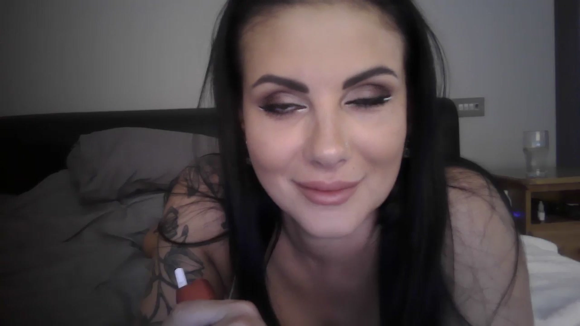 Gallery image thumbnail from FitBaby's myfreecams stream on, 06/21/2024, 14:18 image 7 of 20