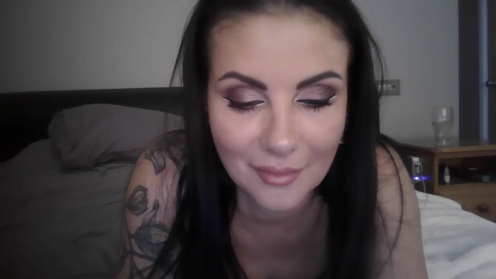 Gallery image thumbnail from FitBaby's myfreecams stream on, 06/21/2024, 14:18 image 9 of 20