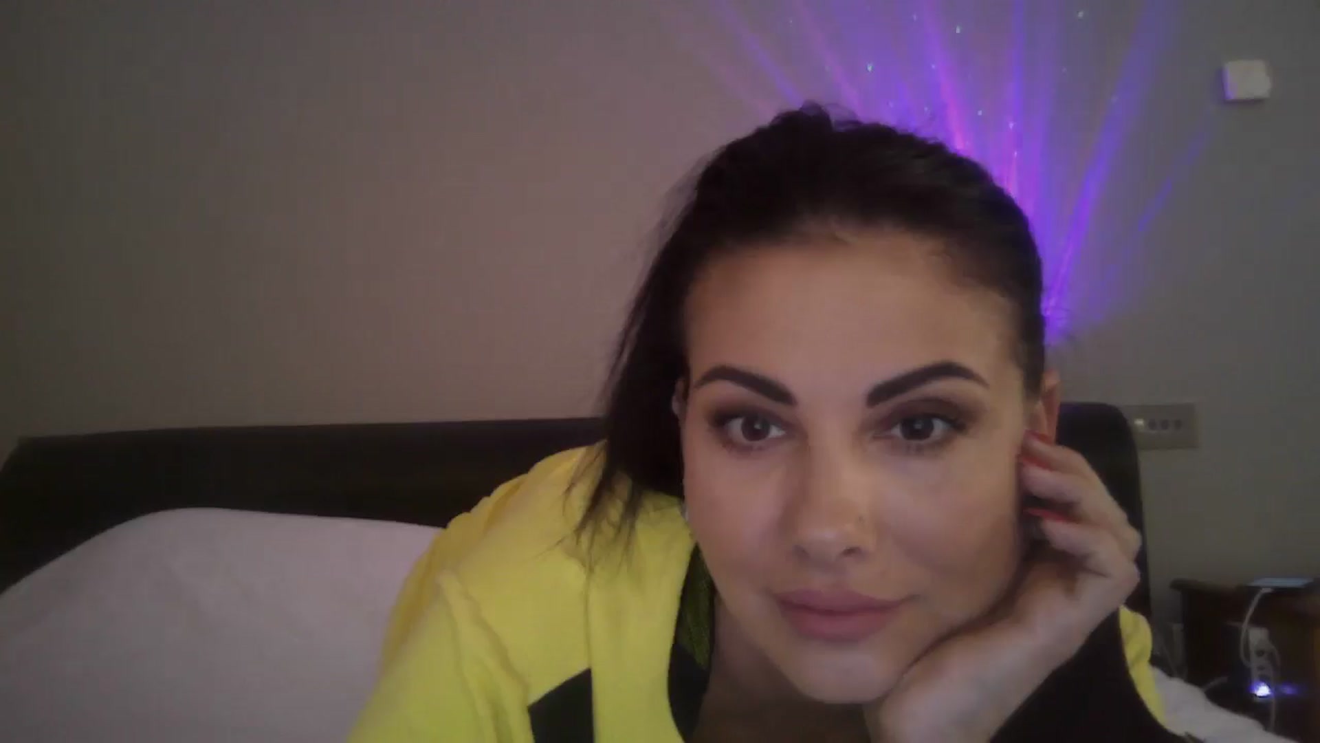 Gallery image thumbnail from FitBaby's myfreecams stream on, 07/04/2024, 12:50 image 7 of 20