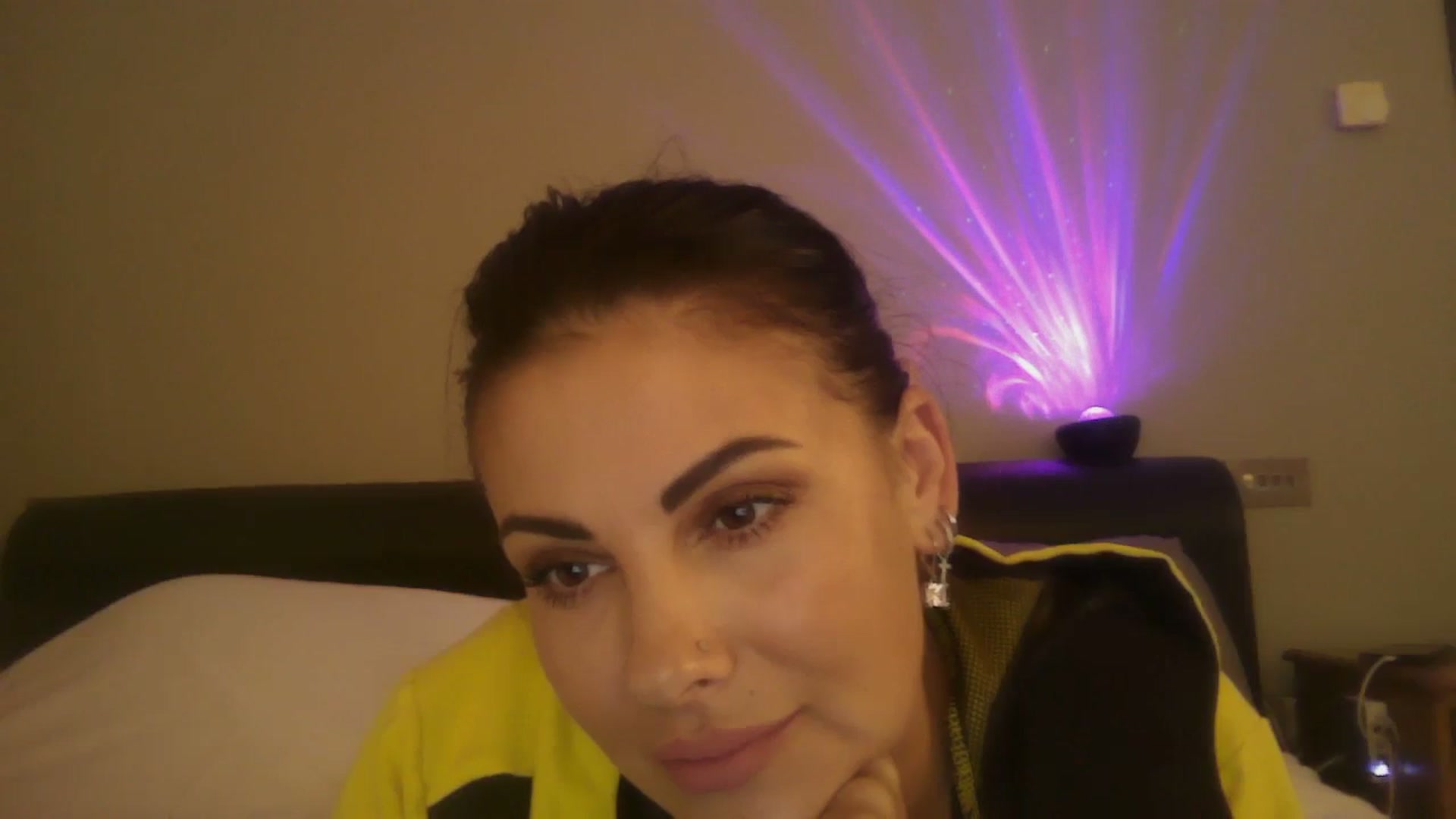 Gallery image thumbnail from FitBaby's myfreecams stream on, 07/04/2024, 12:50 image 13 of 20
