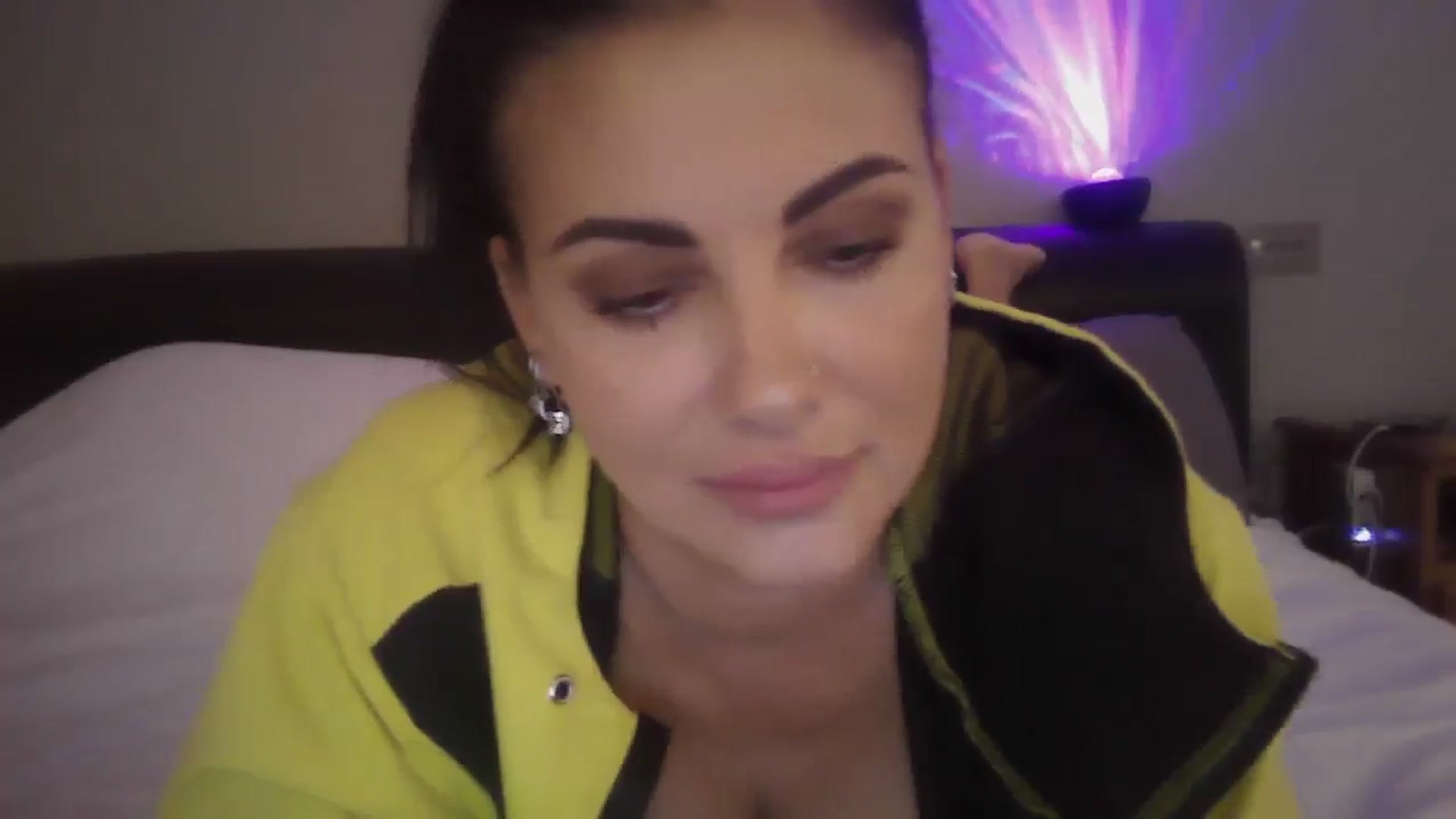 Gallery image thumbnail from FitBaby's myfreecams stream on, 07/04/2024, 12:50 image 16 of 20