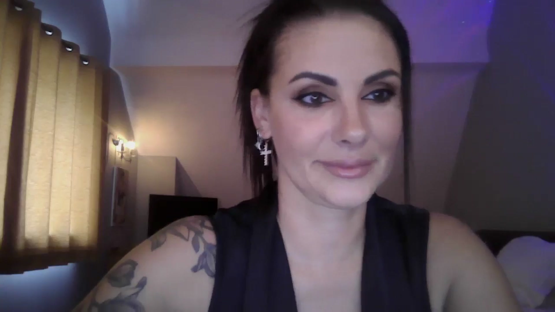 Gallery image thumbnail from FitBaby's myfreecams stream on, 07/15/2024, 12:24 image 9 of 20