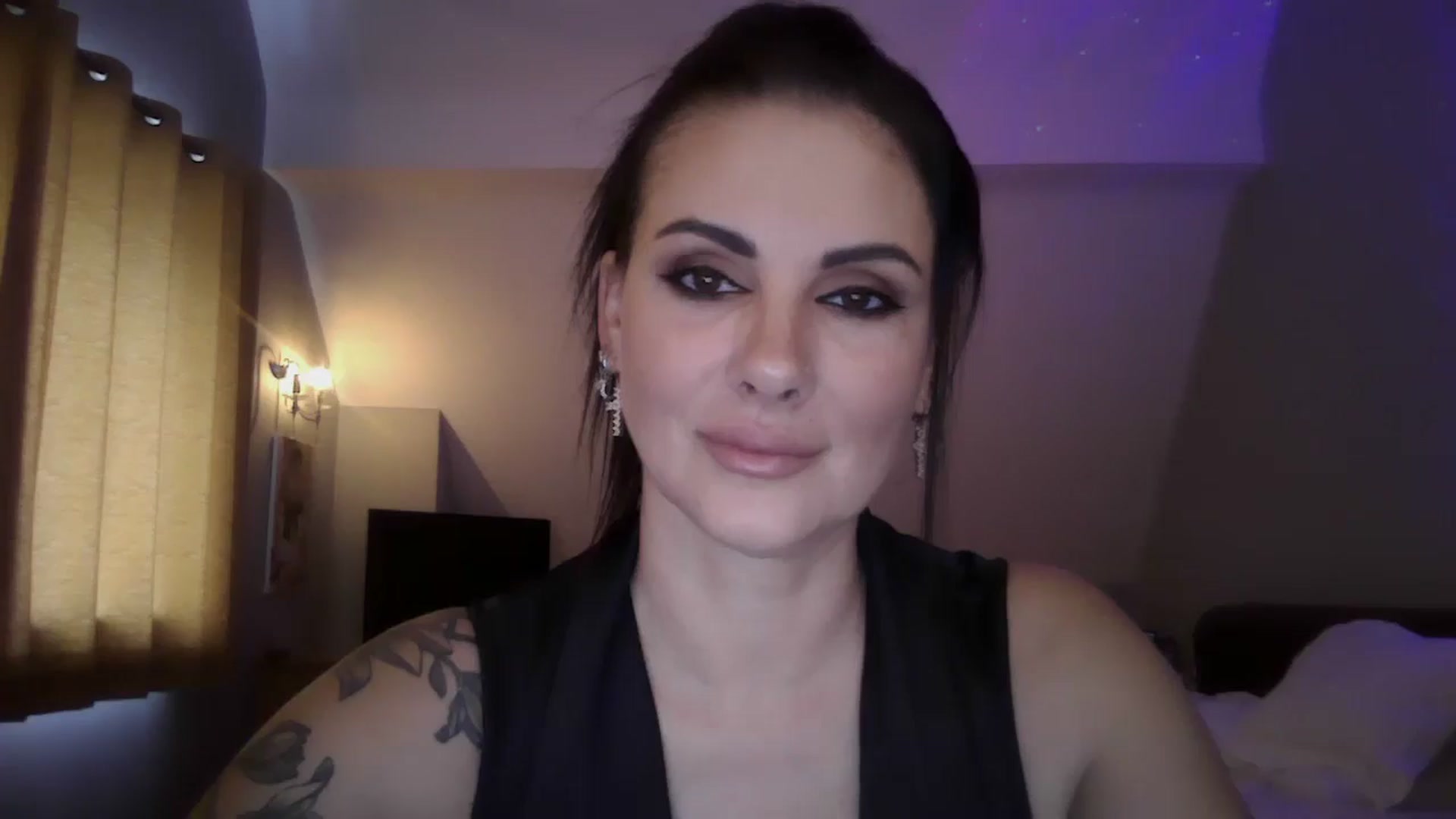 Gallery image thumbnail from FitBaby's myfreecams stream on, 07/15/2024, 12:24 image 5 of 20