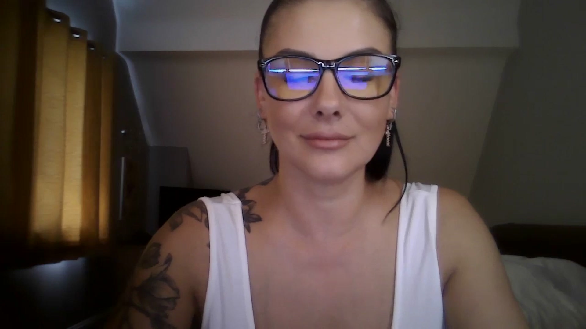 Gallery image thumbnail from FitBaby's myfreecams stream on, 07/19/2024, 14:05 image 4 of 20