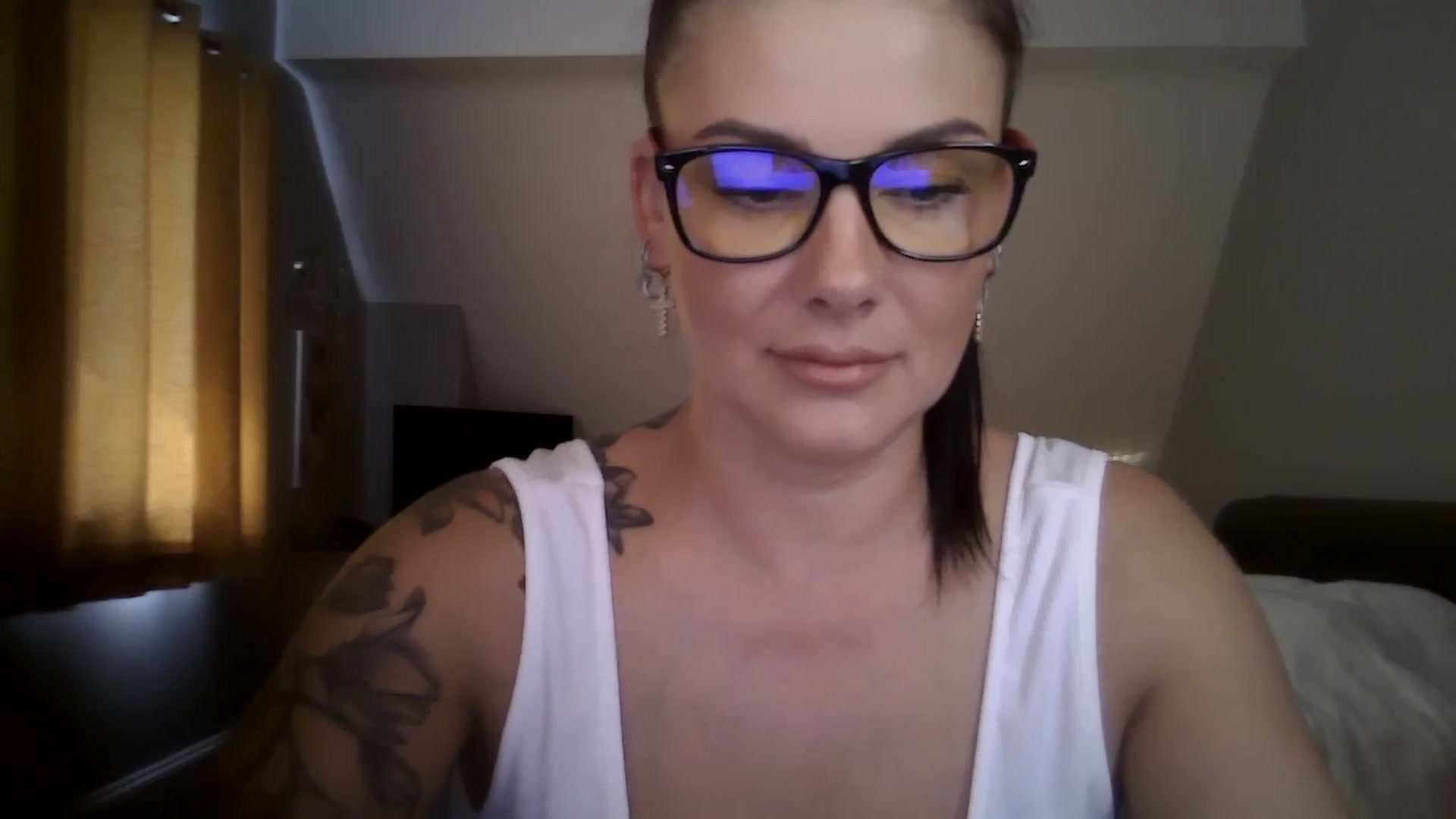 Gallery image thumbnail from FitBaby's myfreecams stream on, 07/19/2024, 14:05 image 8 of 20