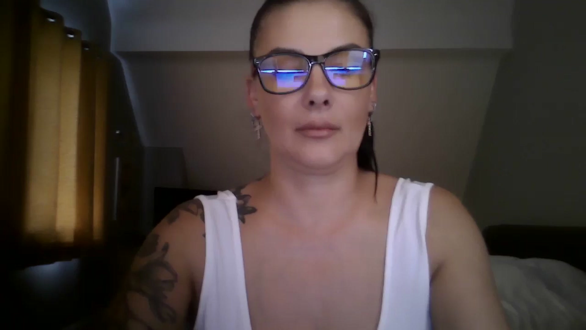 Gallery image thumbnail from FitBaby's myfreecams stream on, 07/19/2024, 14:05 image 2 of 20
