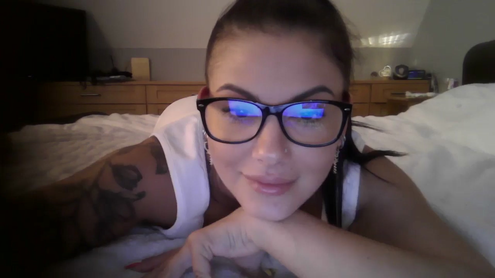 Gallery image thumbnail from FitBaby's myfreecams stream on, 07/19/2024, 15:55 image 4 of 20