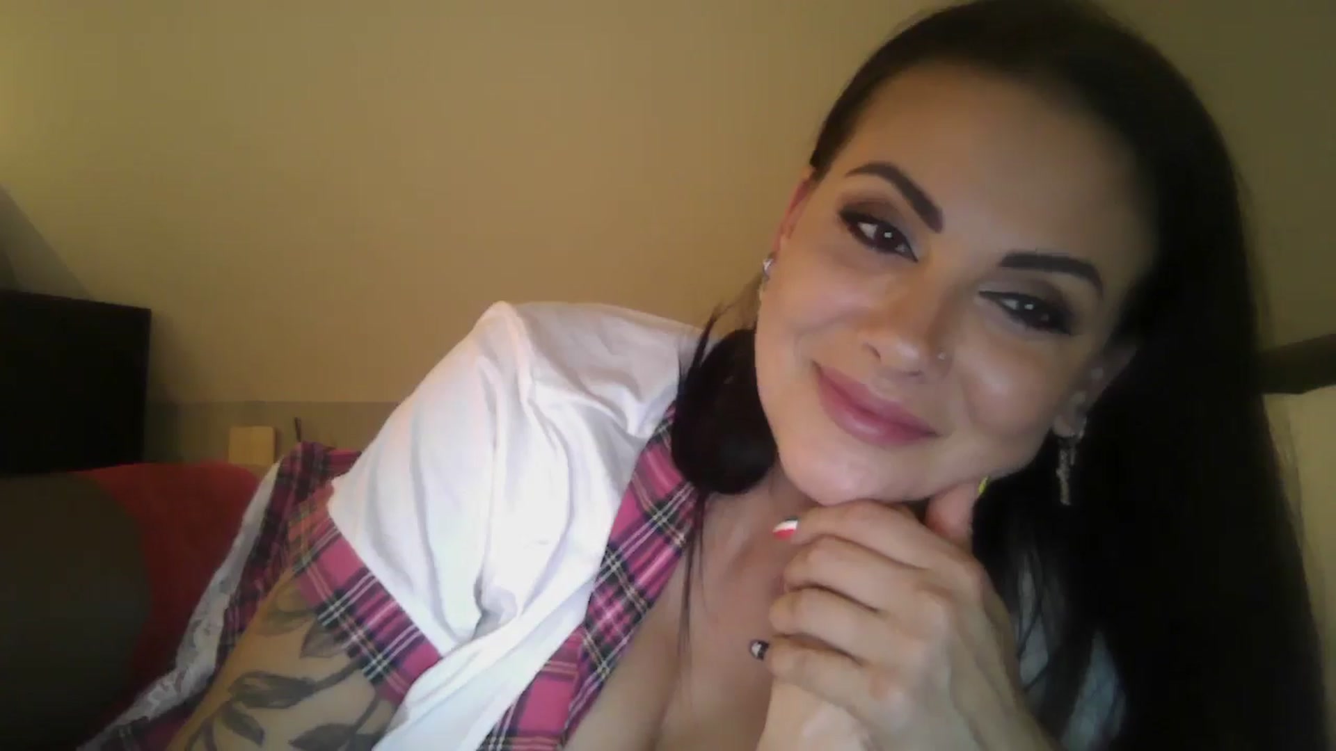 Gallery image thumbnail from FitBaby's myfreecams stream on, 07/23/2024, 13:31 image 17 of 20