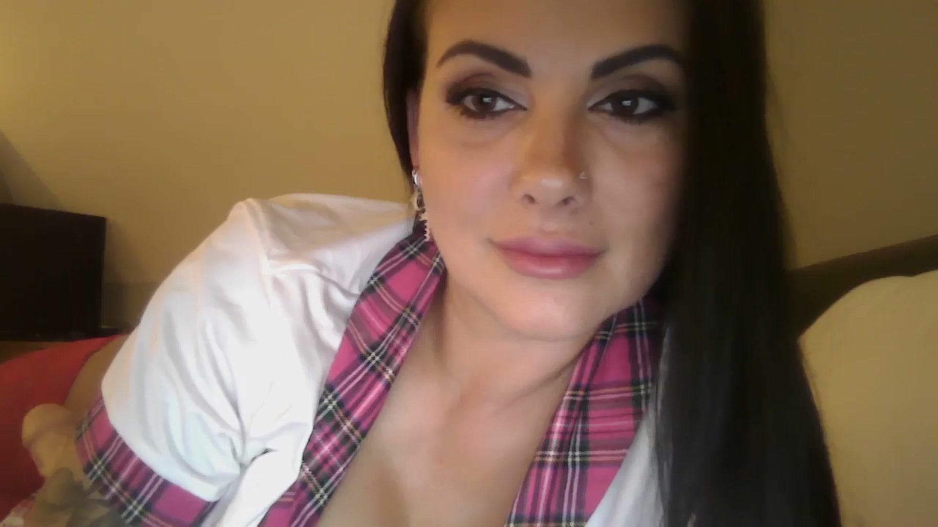 Gallery image thumbnail from FitBaby's myfreecams stream on, 07/23/2024, 13:31 image 19 of 20