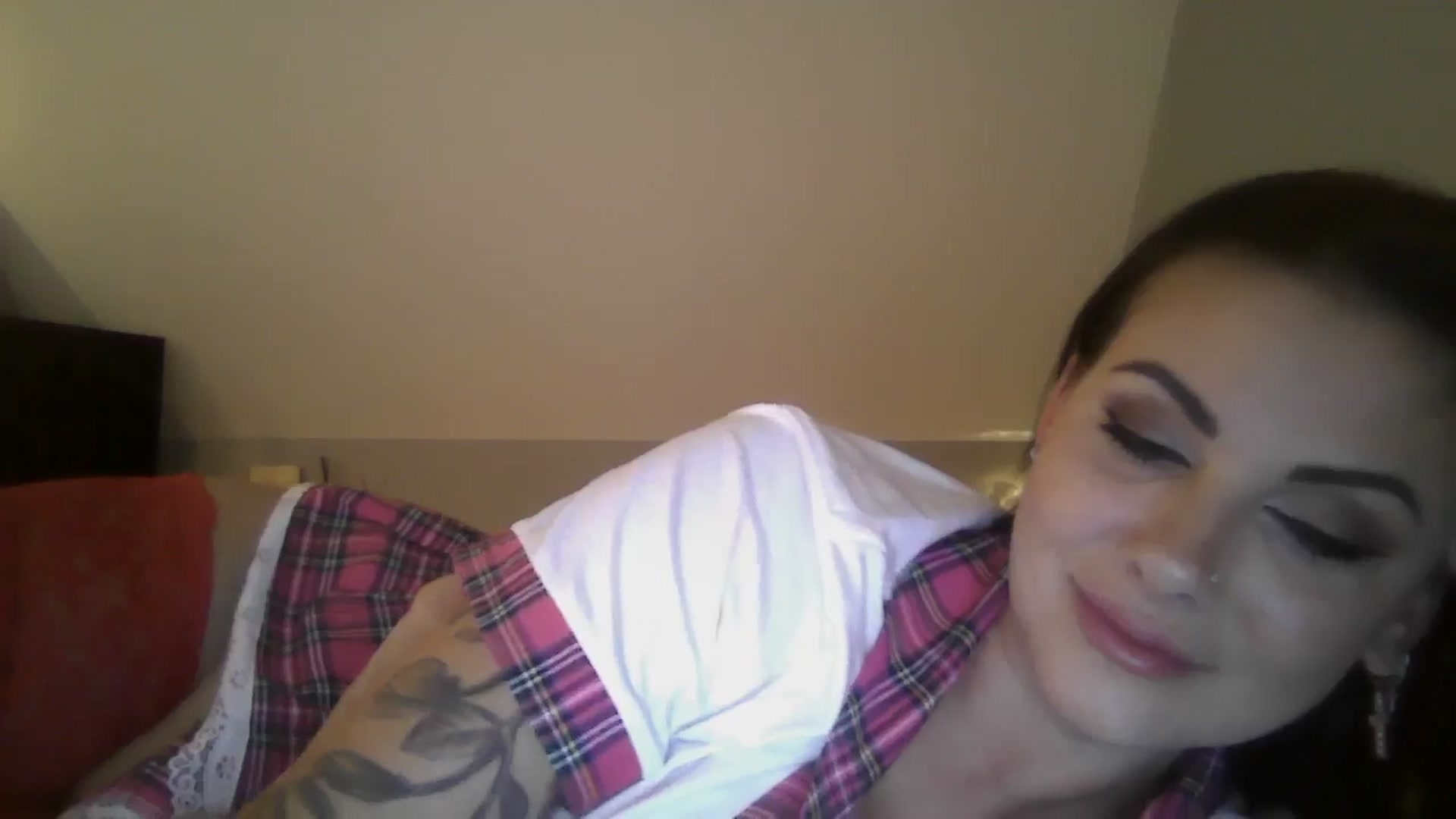 Gallery image thumbnail from FitBaby's myfreecams stream on, 07/23/2024, 13:31 image 18 of 20