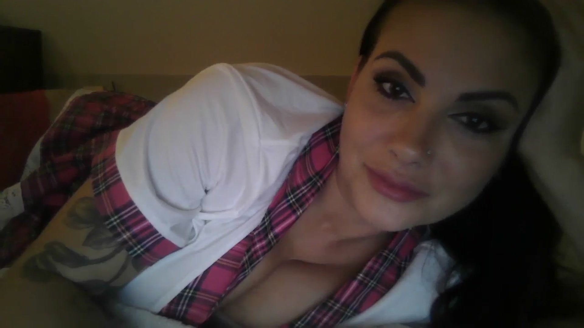 Gallery image thumbnail from FitBaby's myfreecams stream on, 07/23/2024, 13:31 image 12 of 20