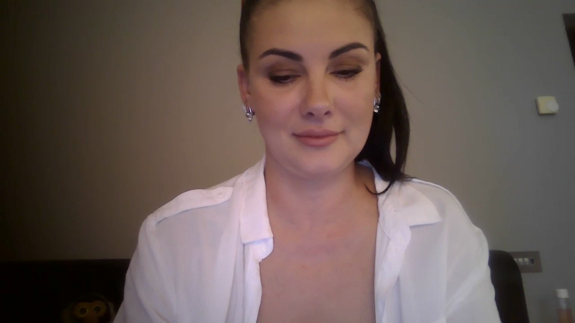 Gallery image thumbnail from FitBaby's myfreecams stream on, 09/16/2024, 14:22 image 4 of 20