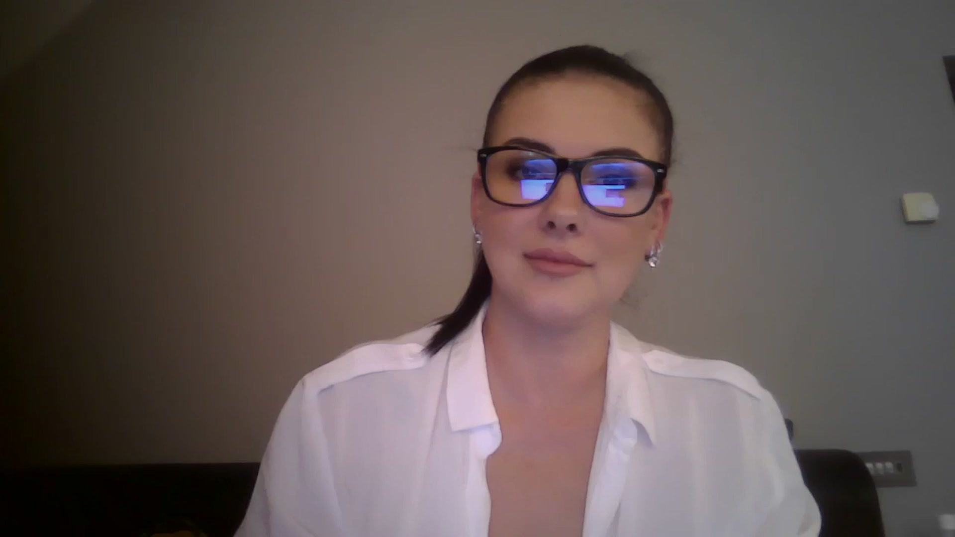 Gallery image thumbnail from FitBaby's myfreecams stream on, 09/16/2024, 14:22 image 2 of 20