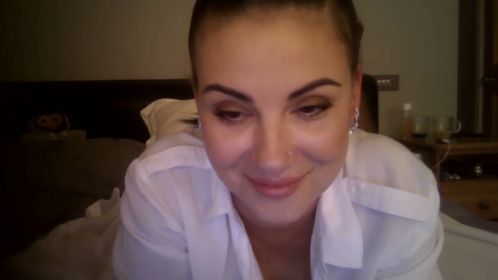 Gallery image thumbnail from FitBaby's myfreecams stream on, 09/16/2024, 16:32 image 10 of 20