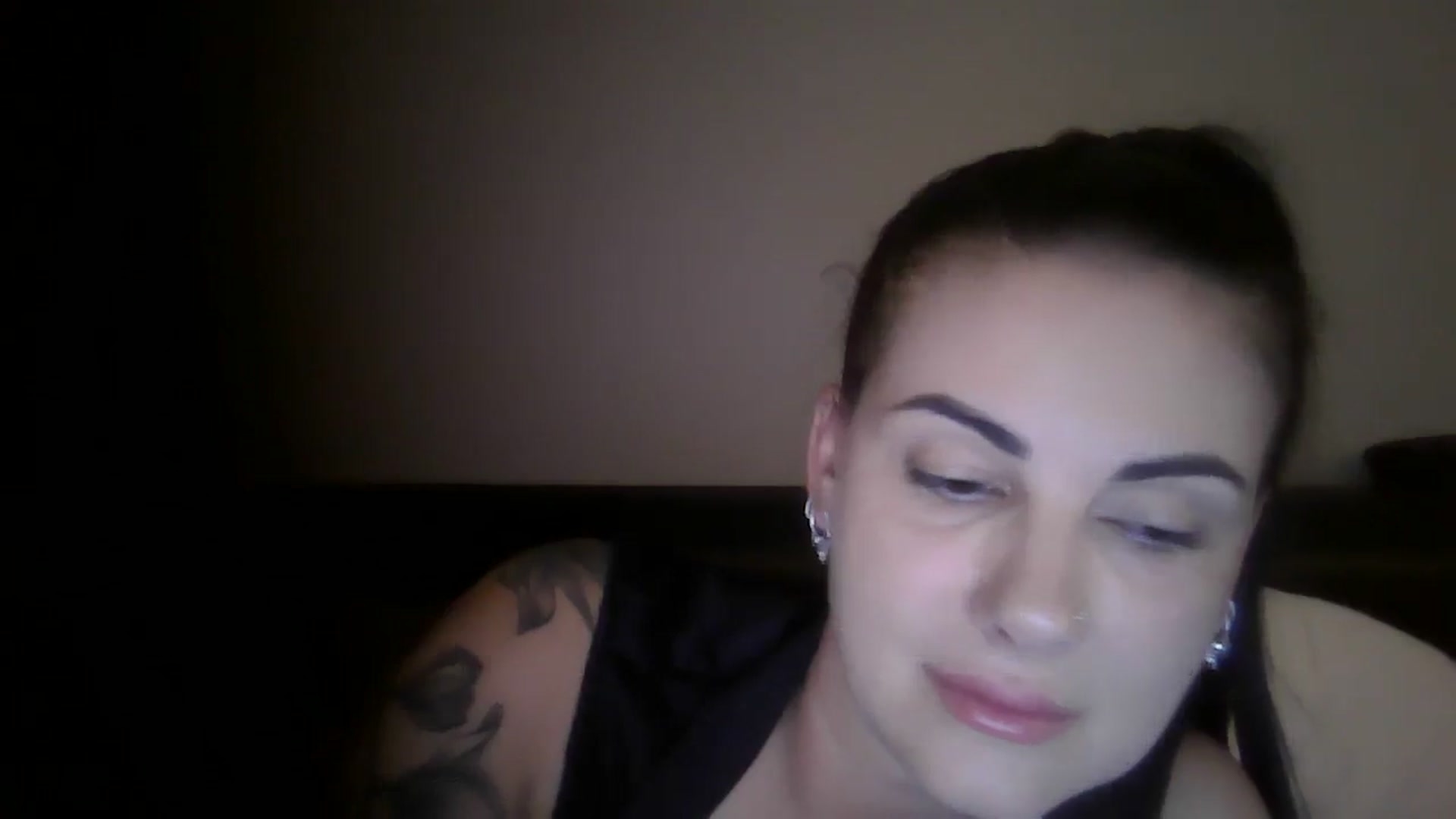 Gallery image thumbnail from FitBaby's myfreecams stream on, 09/20/2024, 13:29 image 3 of 20