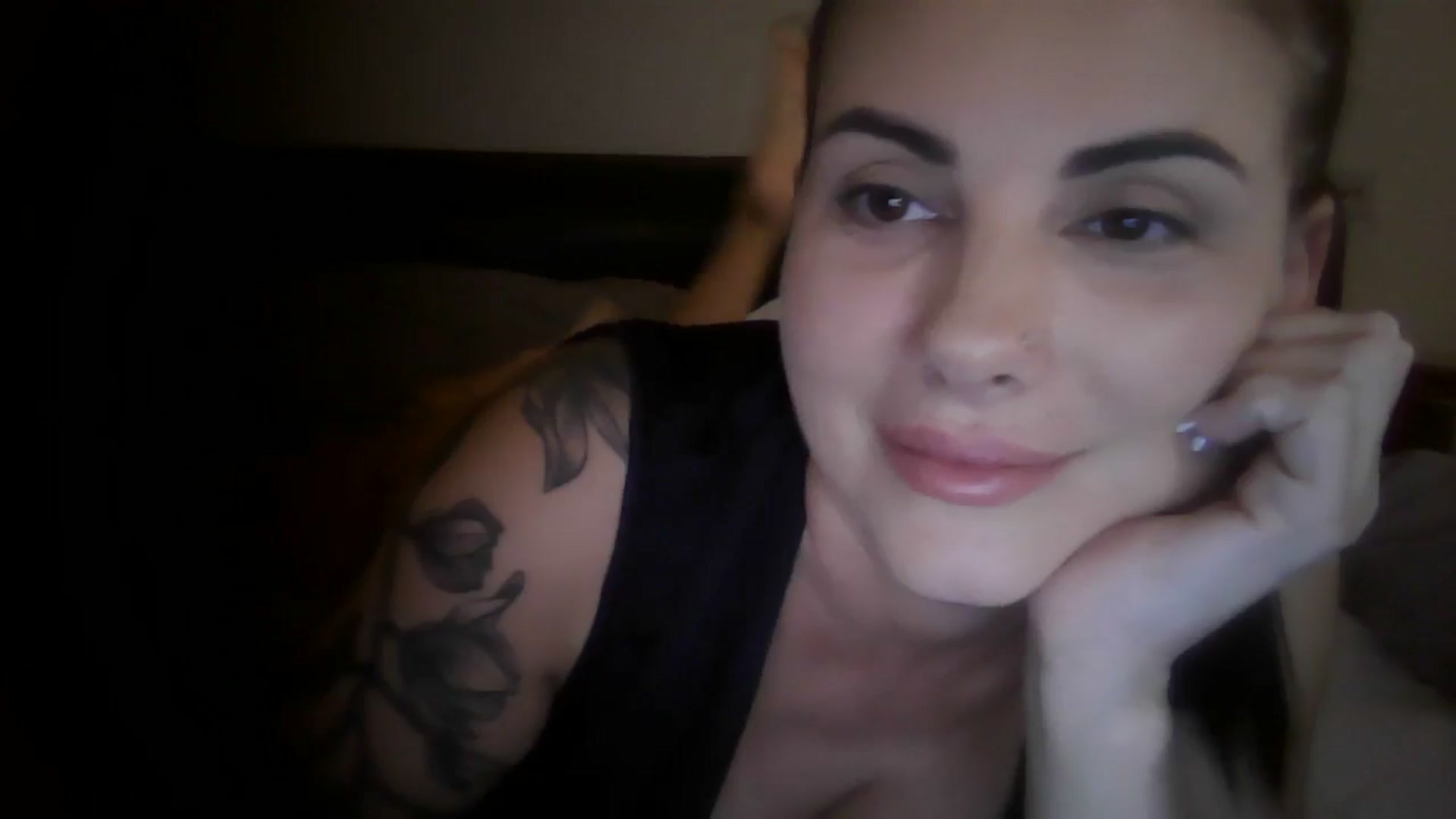 Gallery image thumbnail from FitBaby's myfreecams stream on, 09/20/2024, 13:29 image 17 of 20