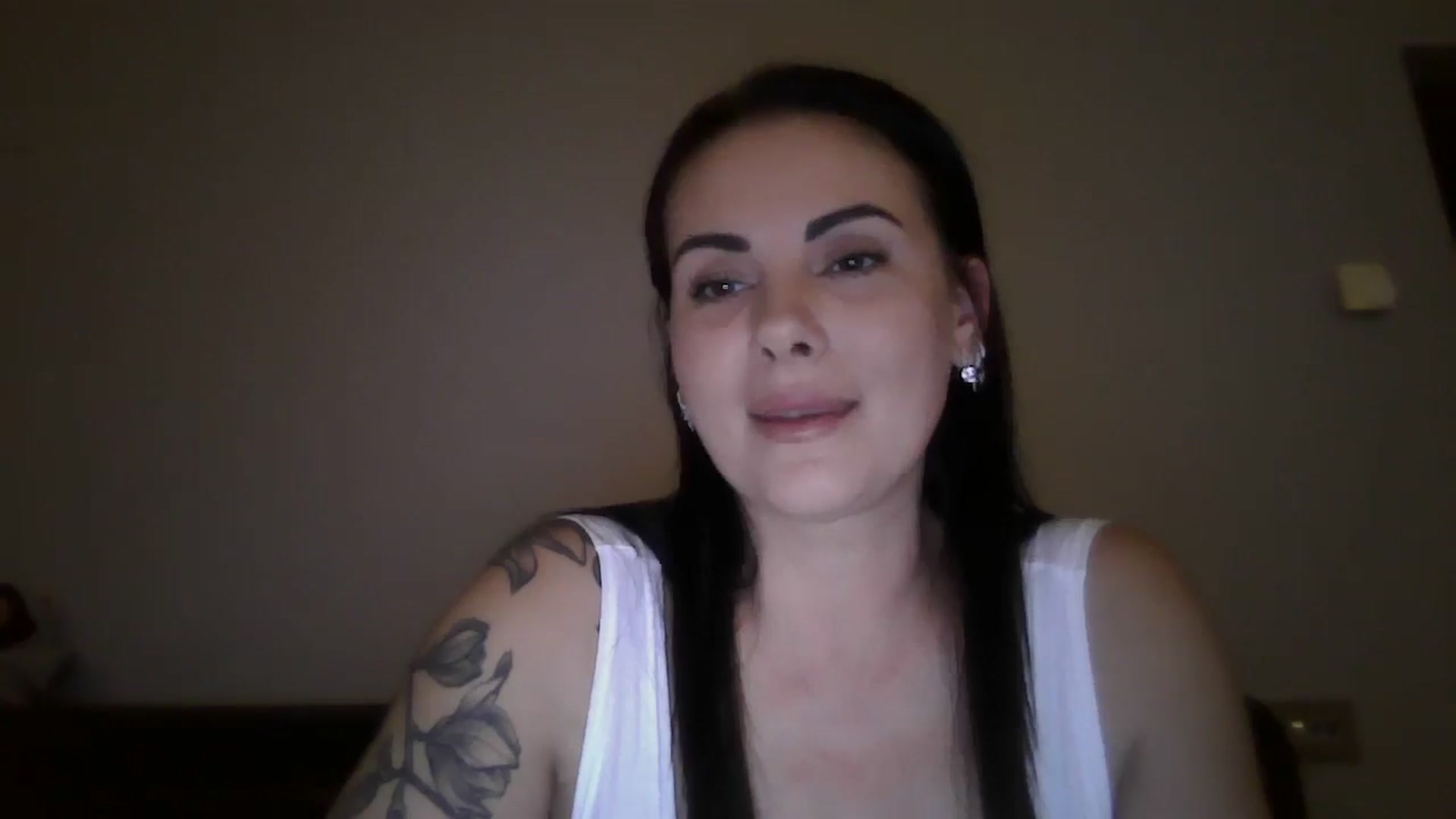 Gallery image thumbnail from FitBaby's myfreecams stream on, 09/23/2024, 14:36 image 8 of 20