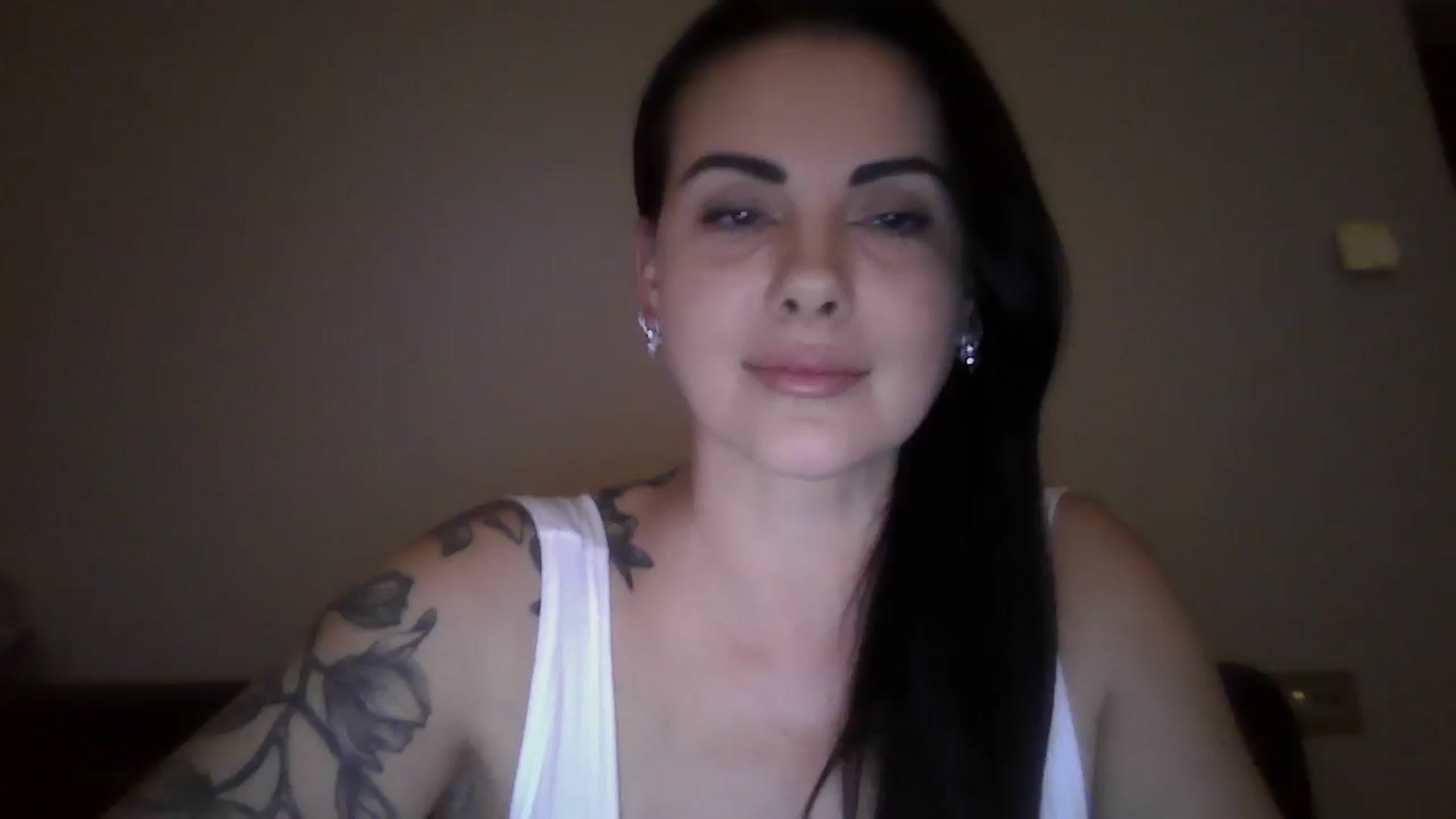 Gallery image thumbnail from FitBaby's myfreecams stream on, 09/23/2024, 14:36 image 13 of 20