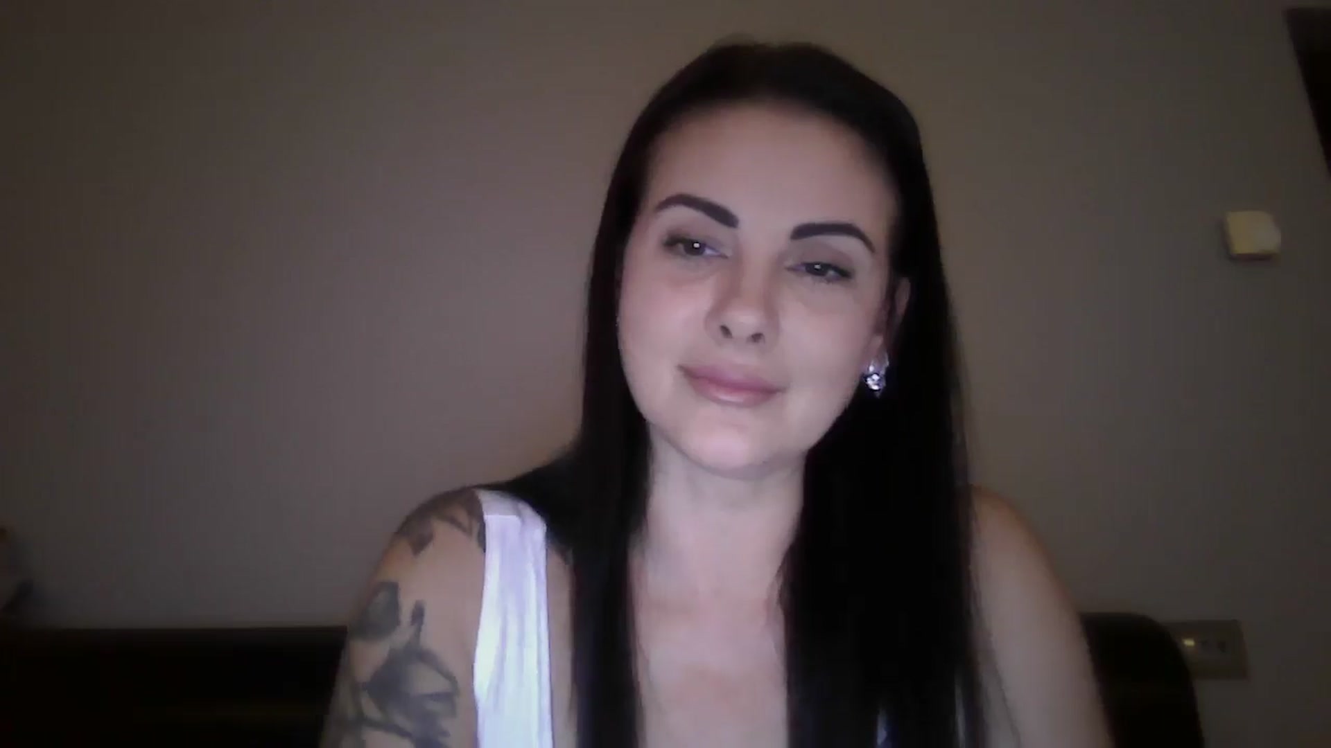 Gallery image thumbnail from FitBaby's myfreecams stream on, 09/23/2024, 14:36 image 12 of 20