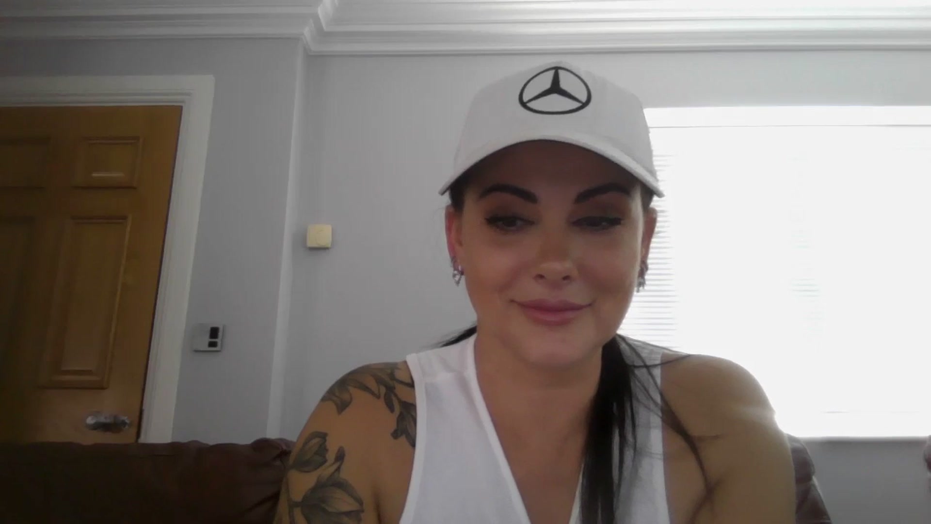 Gallery image thumbnail from FitBaby's myfreecams stream on, 09/24/2024, 13:30 image 19 of 20