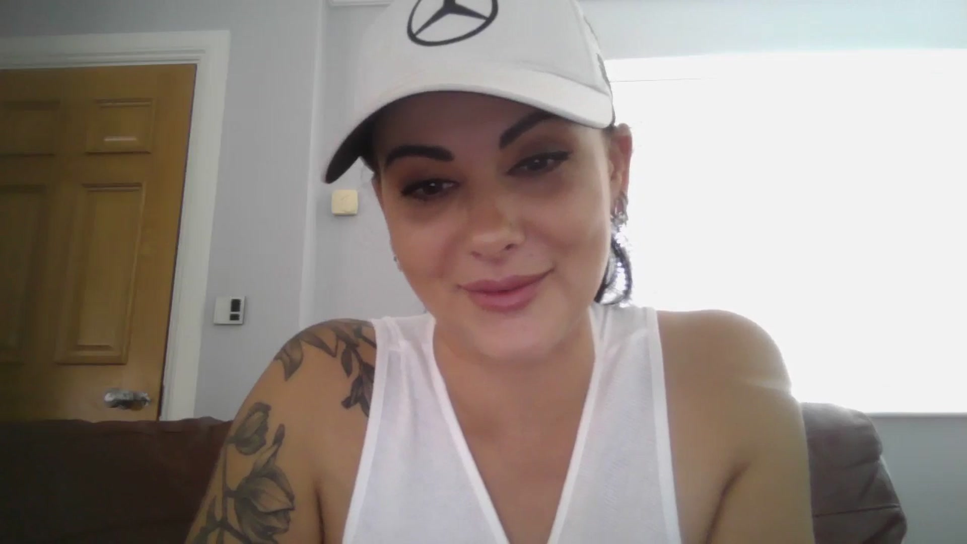 Gallery image thumbnail from FitBaby's myfreecams stream on, 09/24/2024, 13:30 image 10 of 20