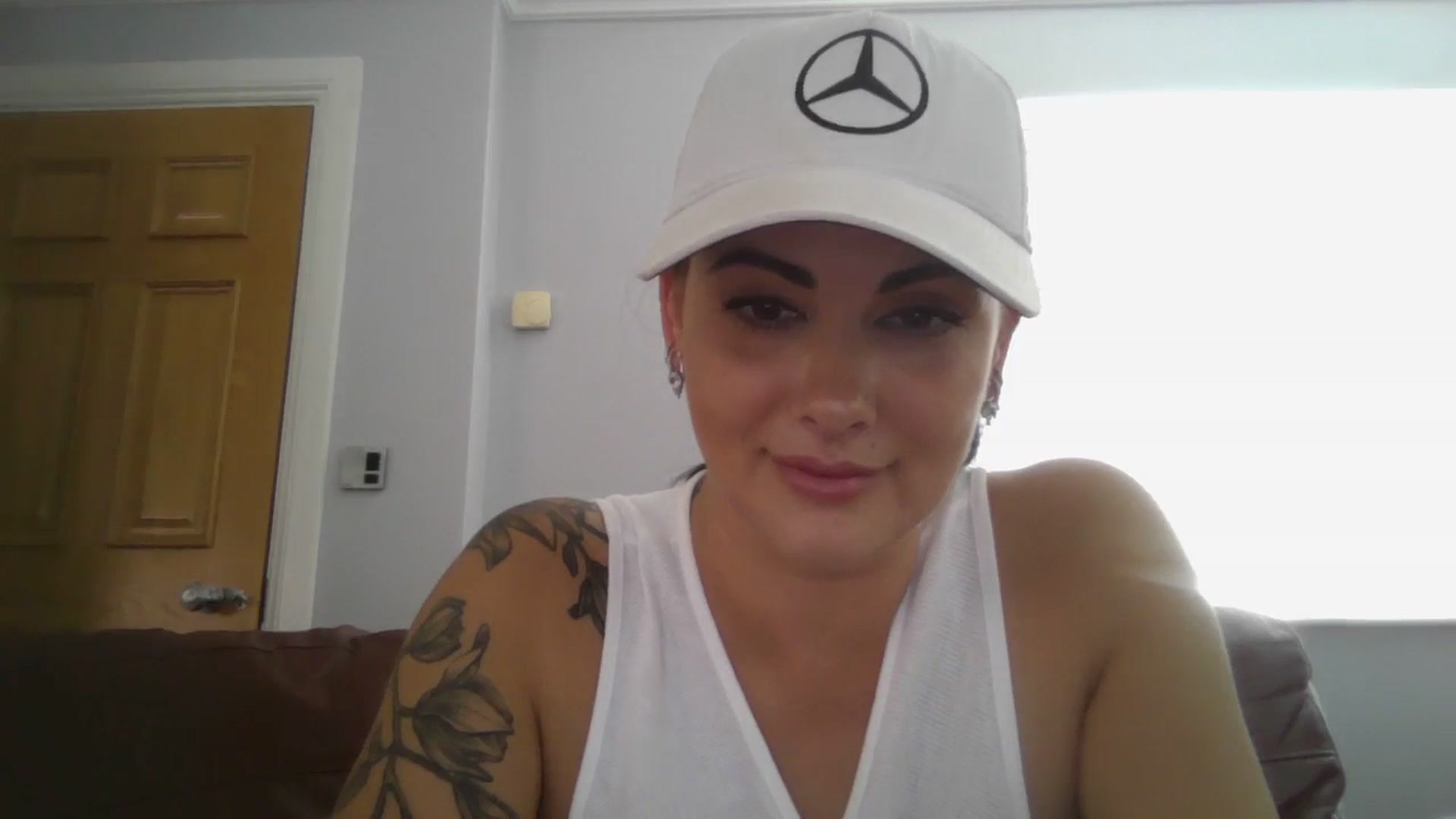 Gallery image thumbnail from FitBaby's myfreecams stream on, 09/24/2024, 13:30 image 8 of 20