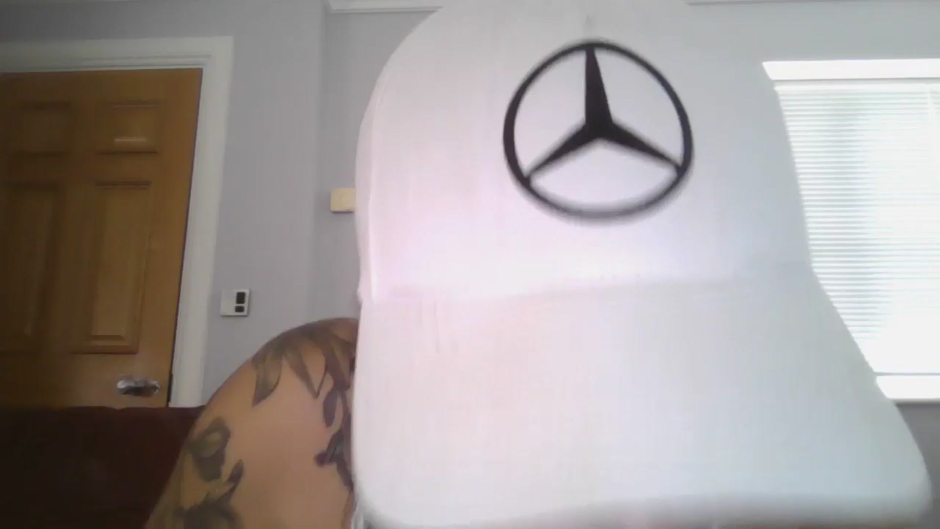 Gallery image thumbnail from FitBaby's myfreecams stream on, 09/24/2024, 13:30 image 3 of 20