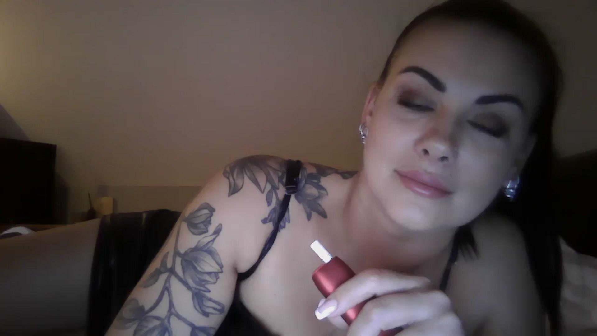 Gallery image thumbnail from FitBaby's myfreecams stream on, 09/25/2024, 14:44 image 4 of 20