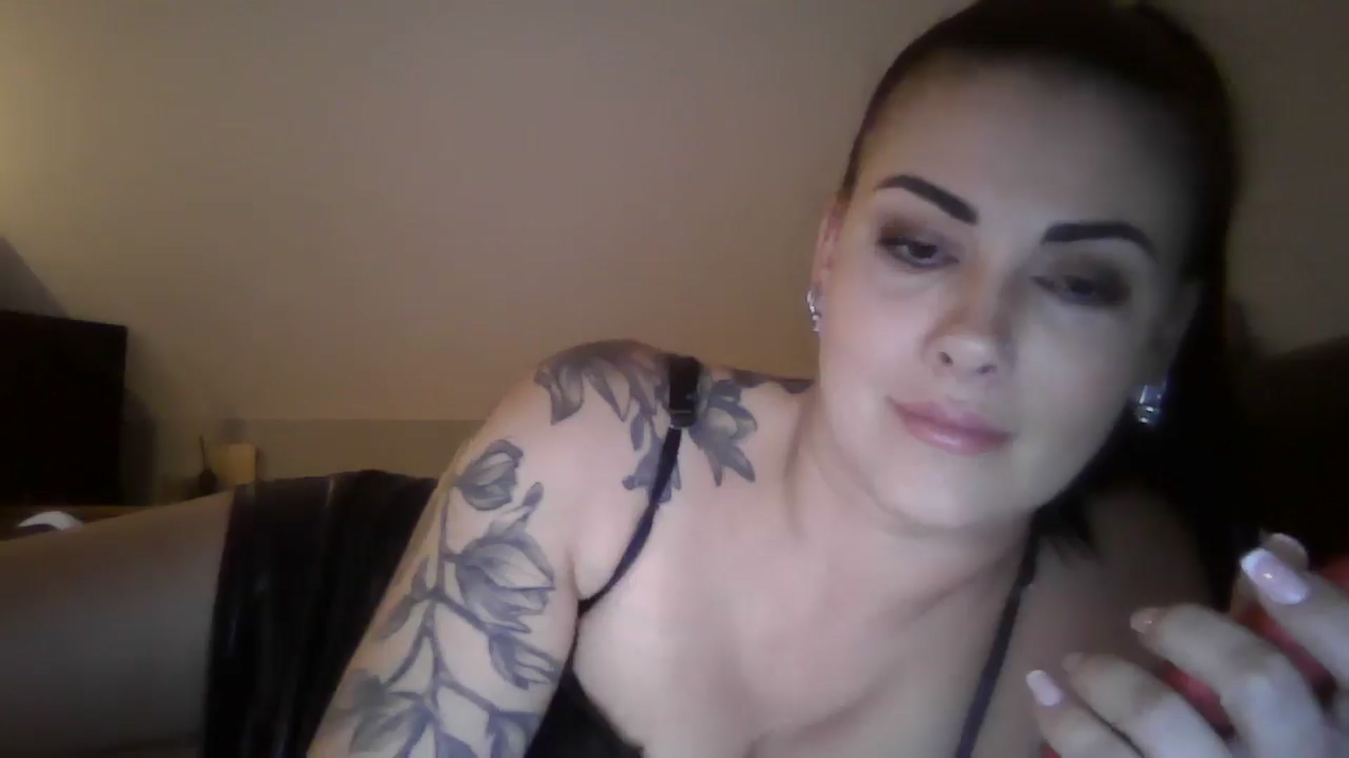 Gallery image thumbnail from FitBaby's myfreecams stream on, 09/25/2024, 14:44 image 3 of 20