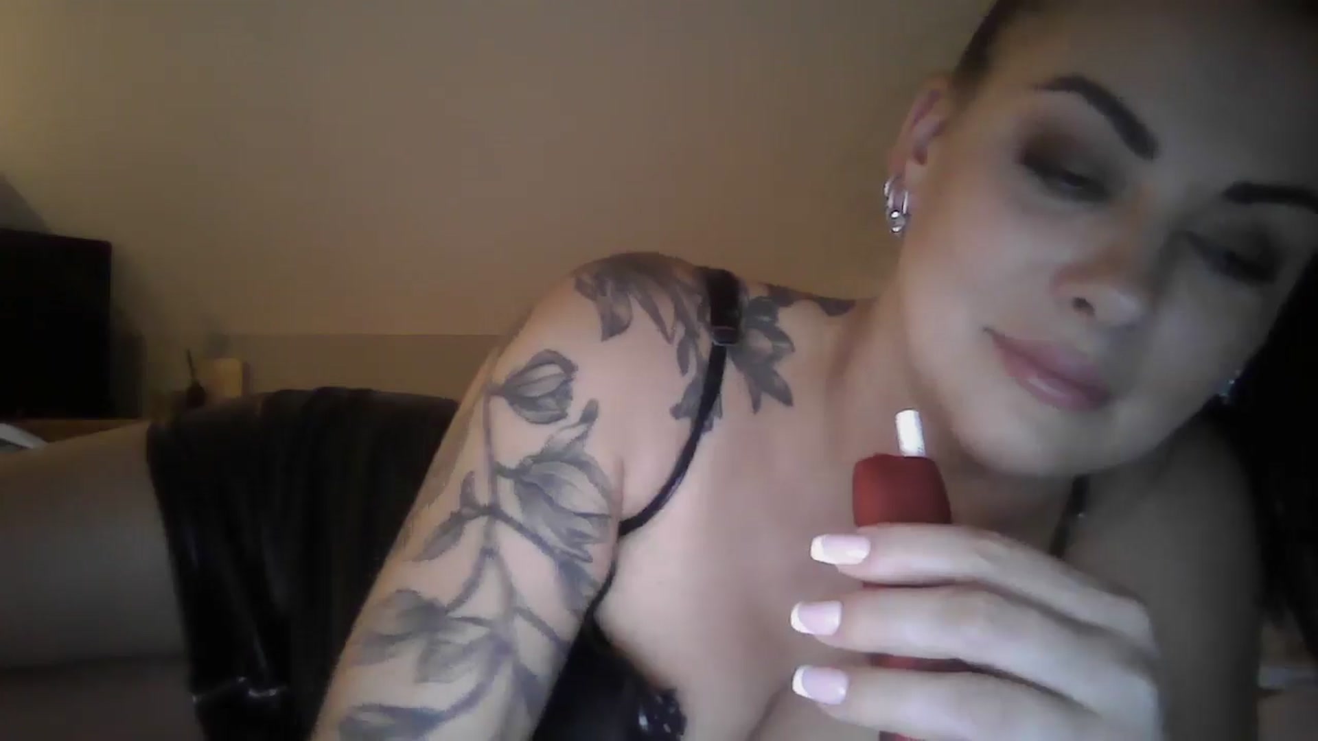 Gallery image thumbnail from FitBaby's myfreecams stream on, 09/25/2024, 14:44 image 6 of 20
