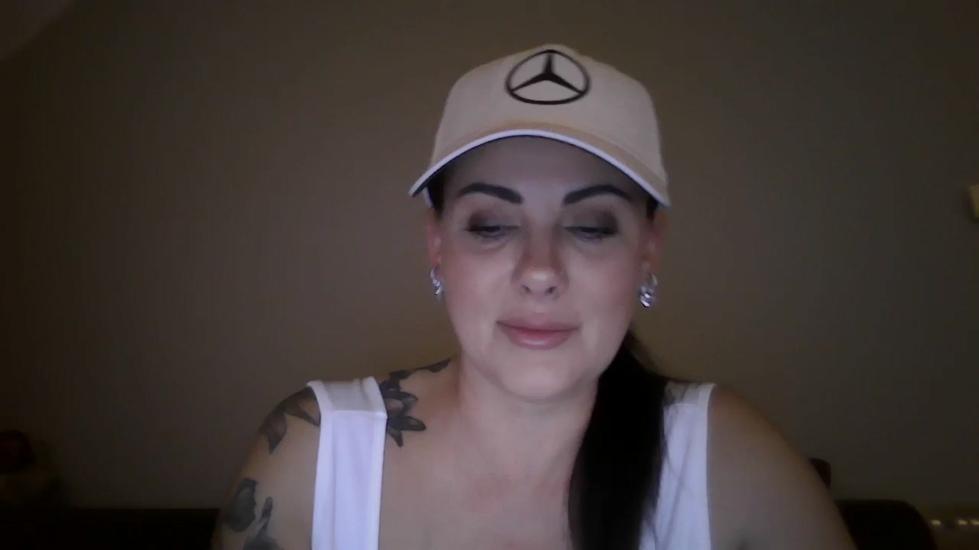 Gallery image thumbnail from FitBaby's myfreecams stream on, 09/30/2024, 13:46 image 6 of 20