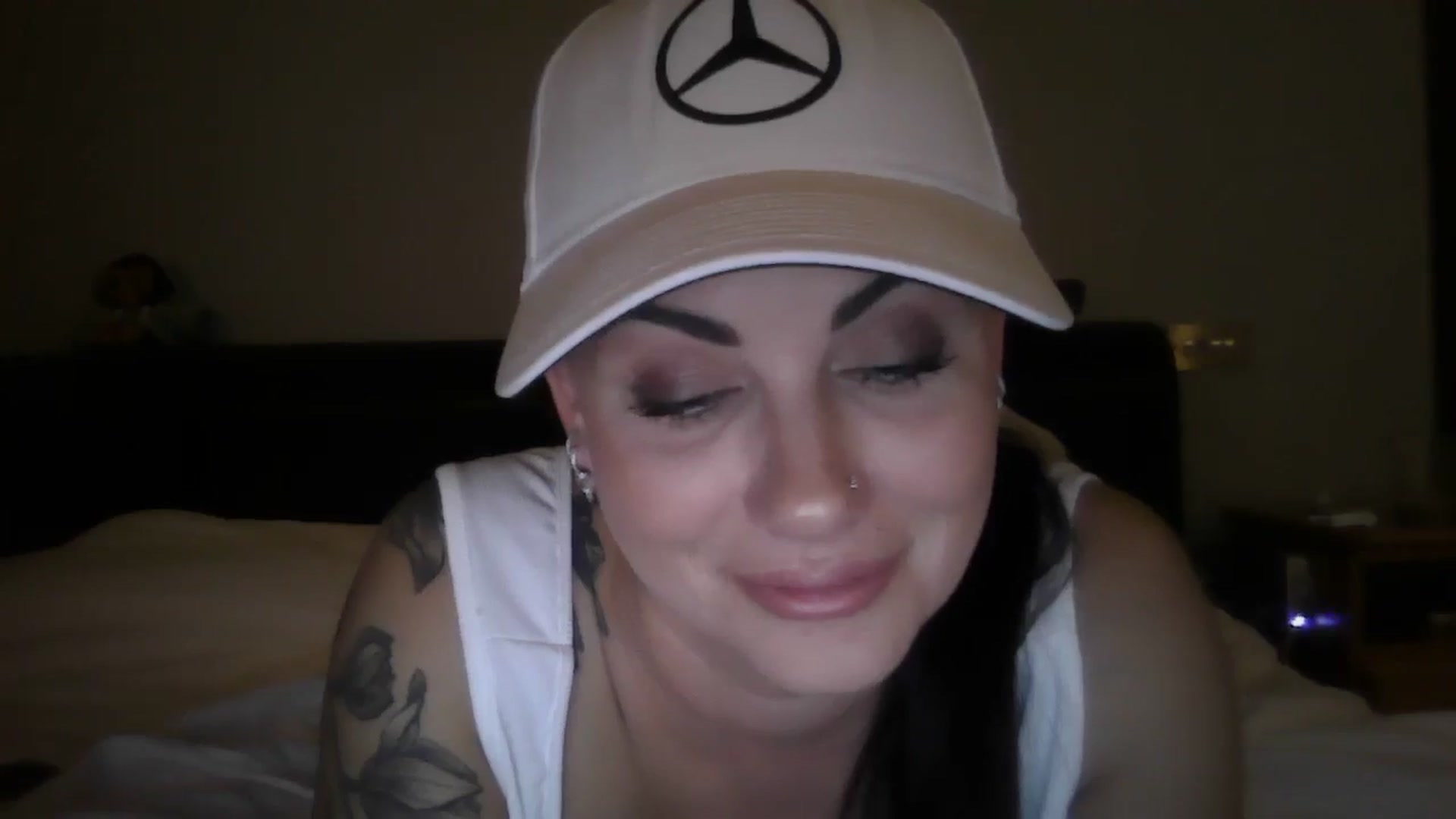 Gallery image thumbnail from FitBaby's myfreecams stream on, 09/30/2024, 13:46 image 17 of 20