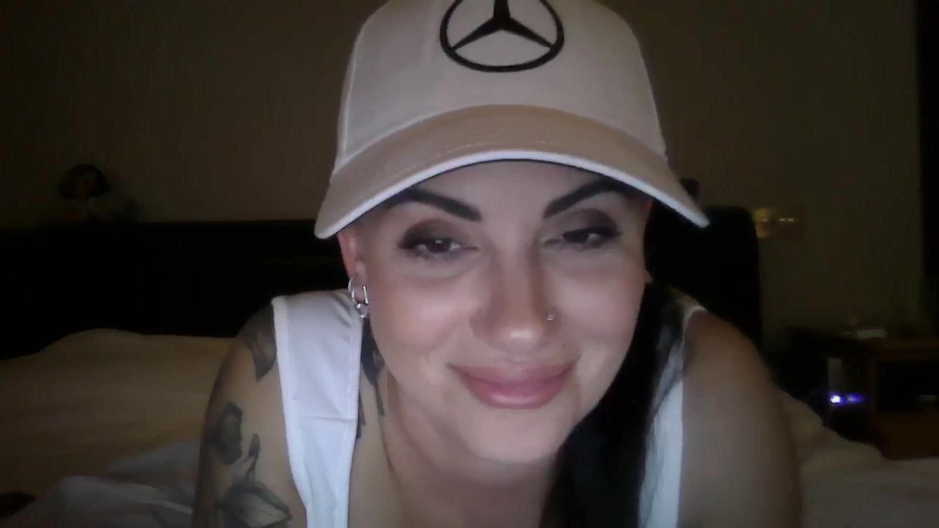 Gallery image thumbnail from FitBaby's myfreecams stream on, 09/30/2024, 13:46 image 18 of 20