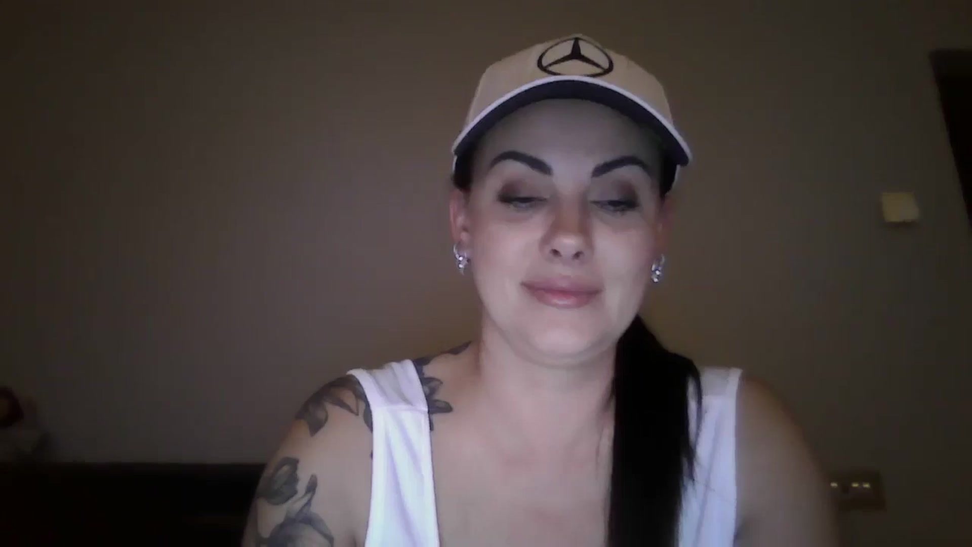 Gallery image thumbnail from FitBaby's myfreecams stream on, 09/30/2024, 16:41 image 2 of 20