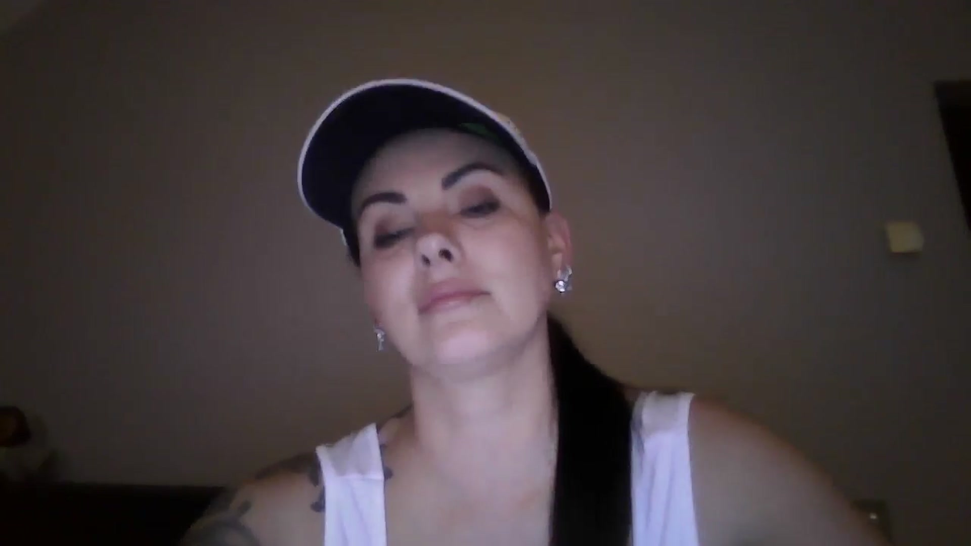 Gallery image thumbnail from FitBaby's myfreecams stream on, 09/30/2024, 16:41 image 5 of 20