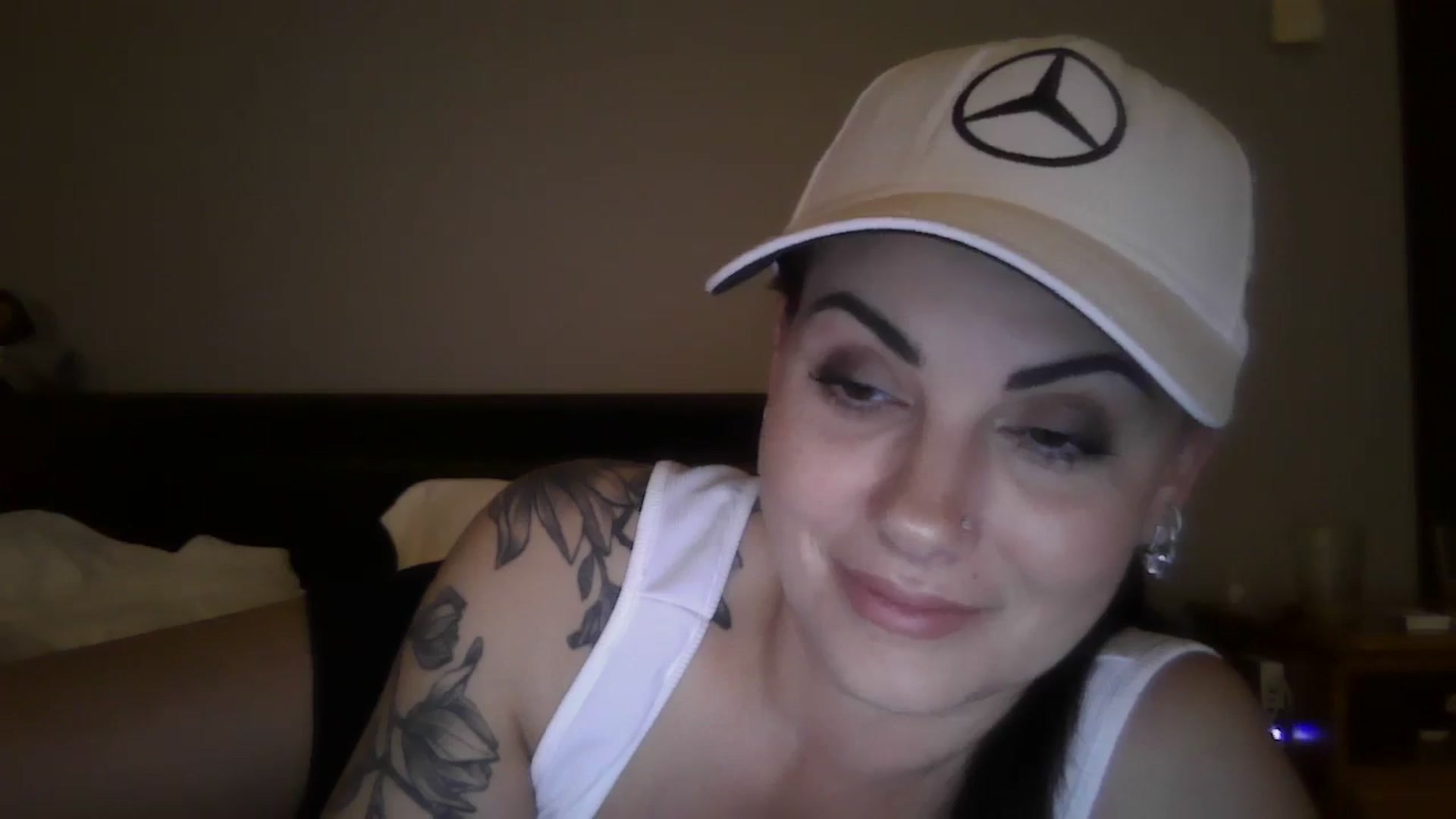 Gallery image thumbnail from FitBaby's myfreecams stream on, 09/30/2024, 16:41 image 6 of 20