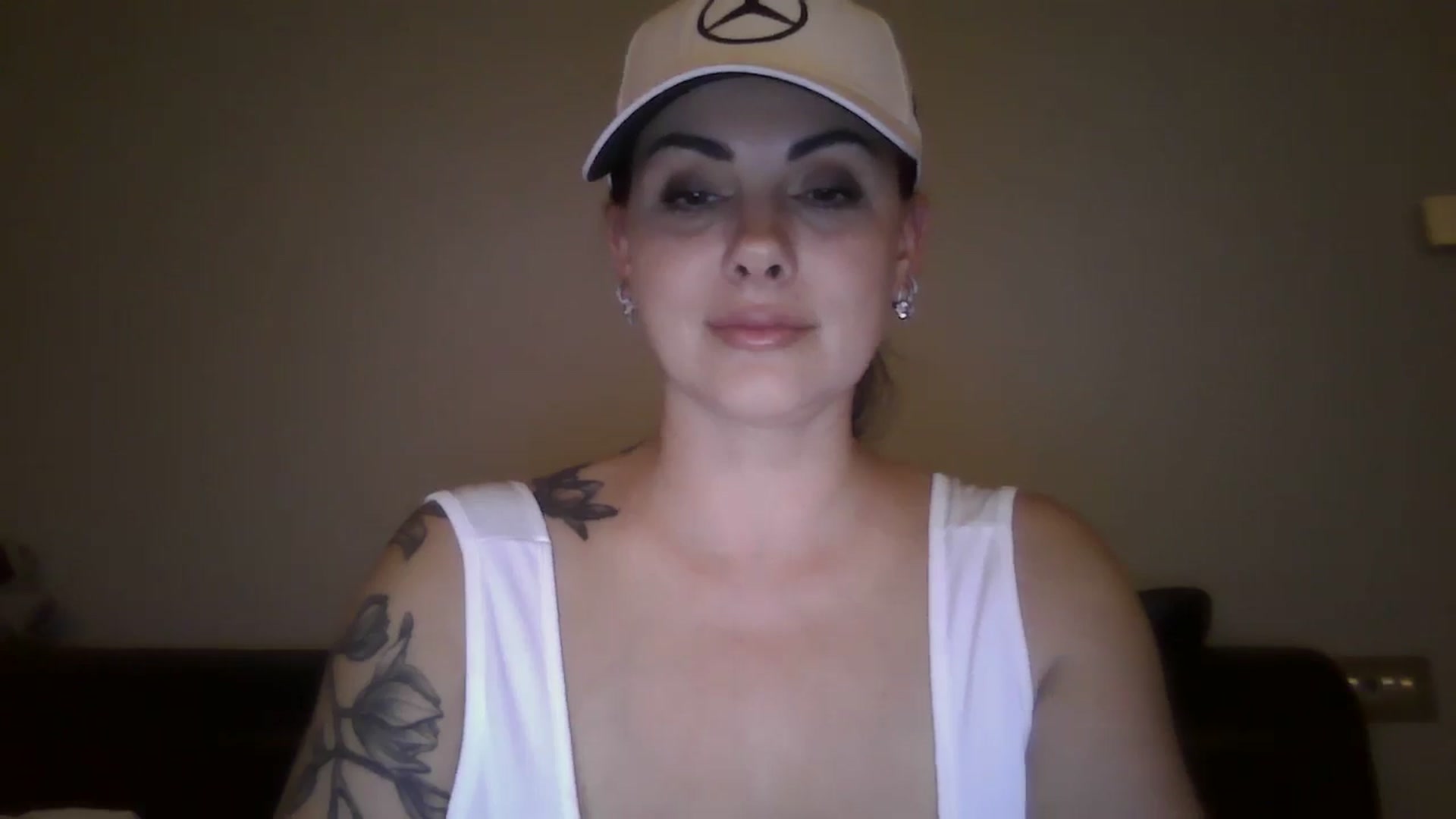 Gallery image thumbnail from FitBaby's myfreecams stream on, 09/30/2024, 16:41 image 19 of 20