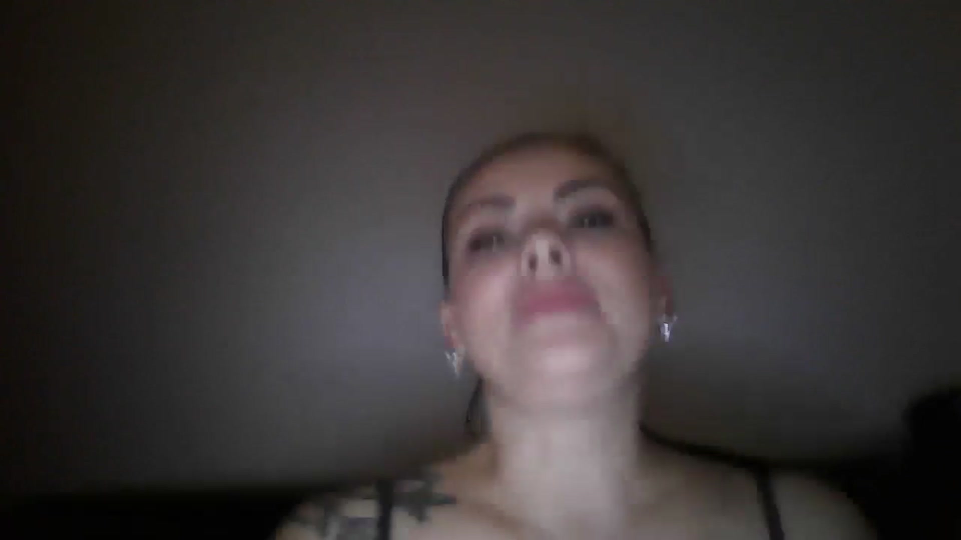 Gallery image thumbnail from FitBaby's myfreecams stream on, 10/15/2024, 12:18 image 5 of 20
