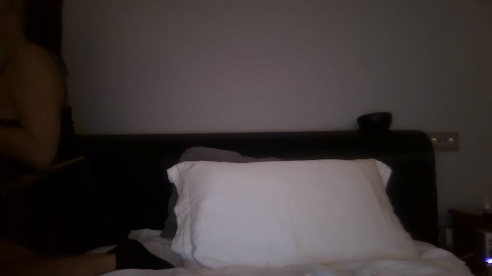 Gallery image thumbnail from FitBaby's myfreecams stream on, 10/15/2024, 13:52 image 10 of 20