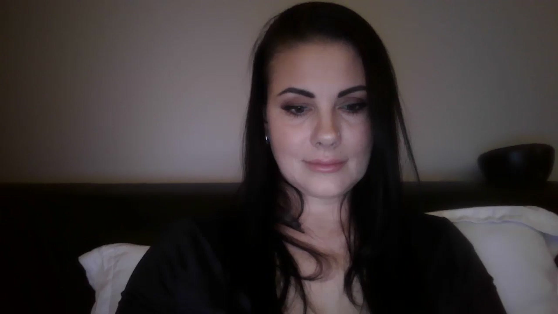 Gallery image thumbnail from FitBaby's myfreecams stream on, 10/18/2024, 13:09 image 14 of 20
