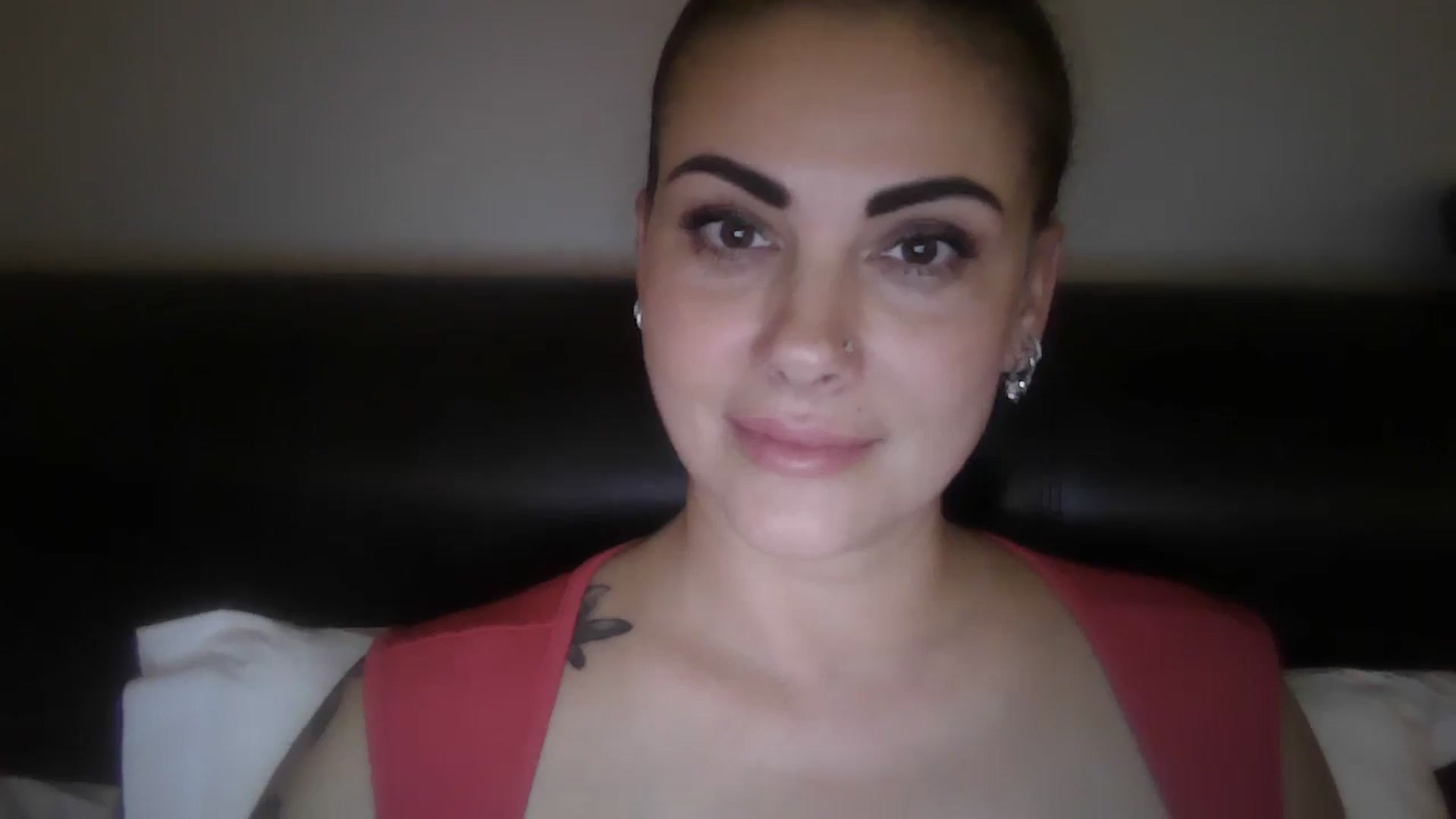 Gallery image thumbnail from FitBaby's myfreecams stream on, 10/22/2024, 13:51 image 8 of 20