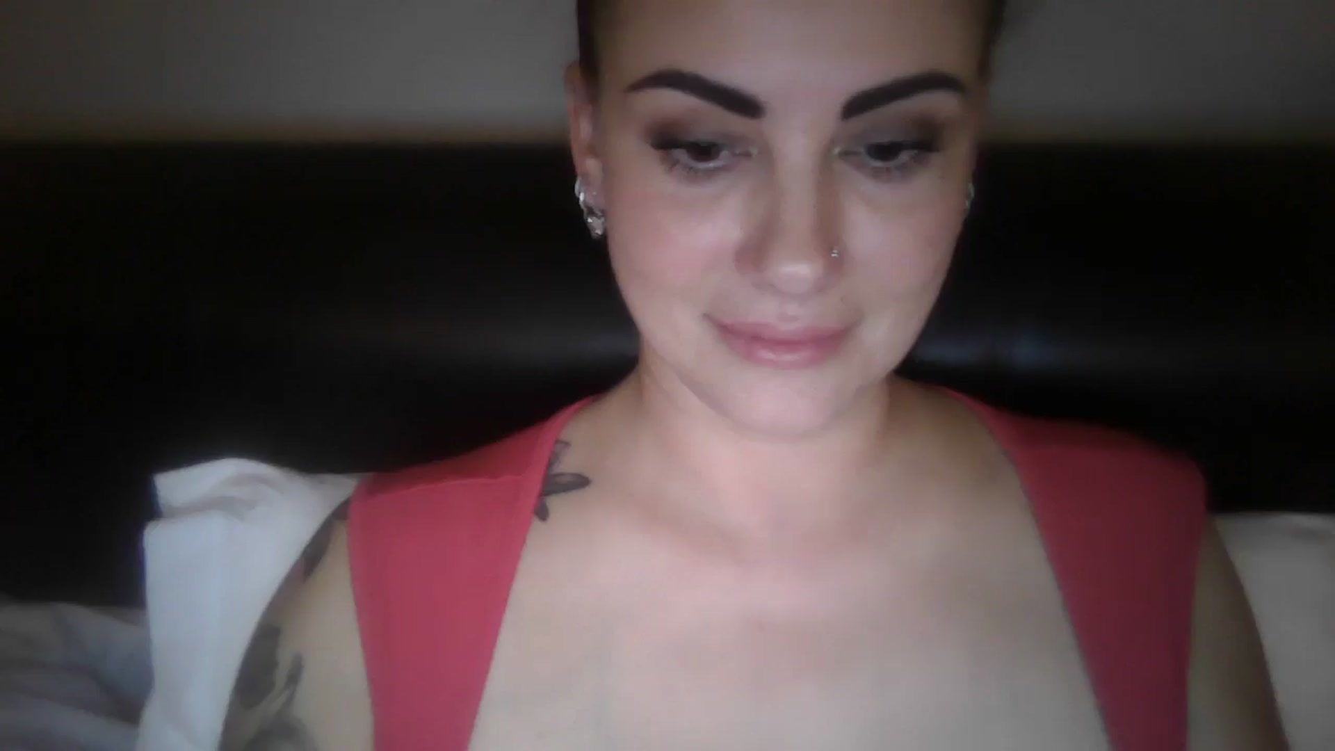 Gallery image thumbnail from FitBaby's myfreecams stream on, 10/22/2024, 13:51 image 2 of 20