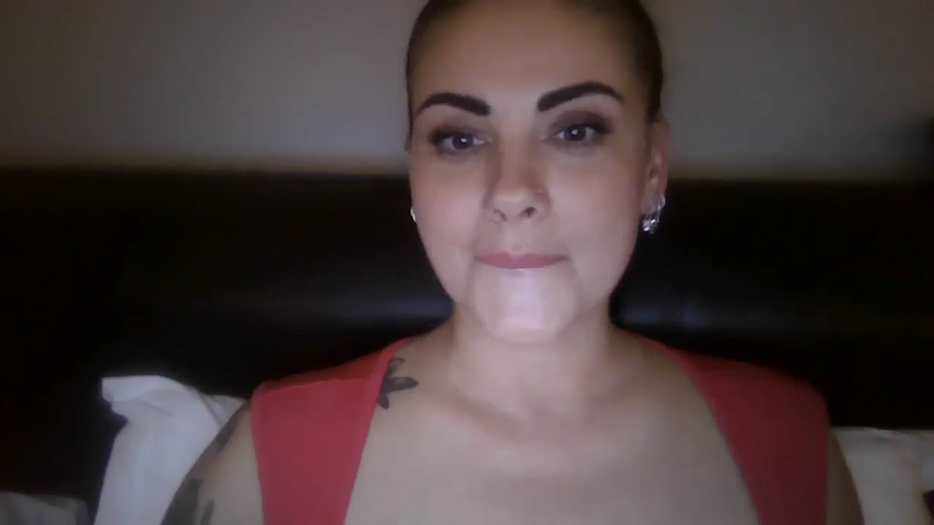 Gallery image thumbnail from FitBaby's myfreecams stream on, 10/22/2024, 13:51 image 9 of 20
