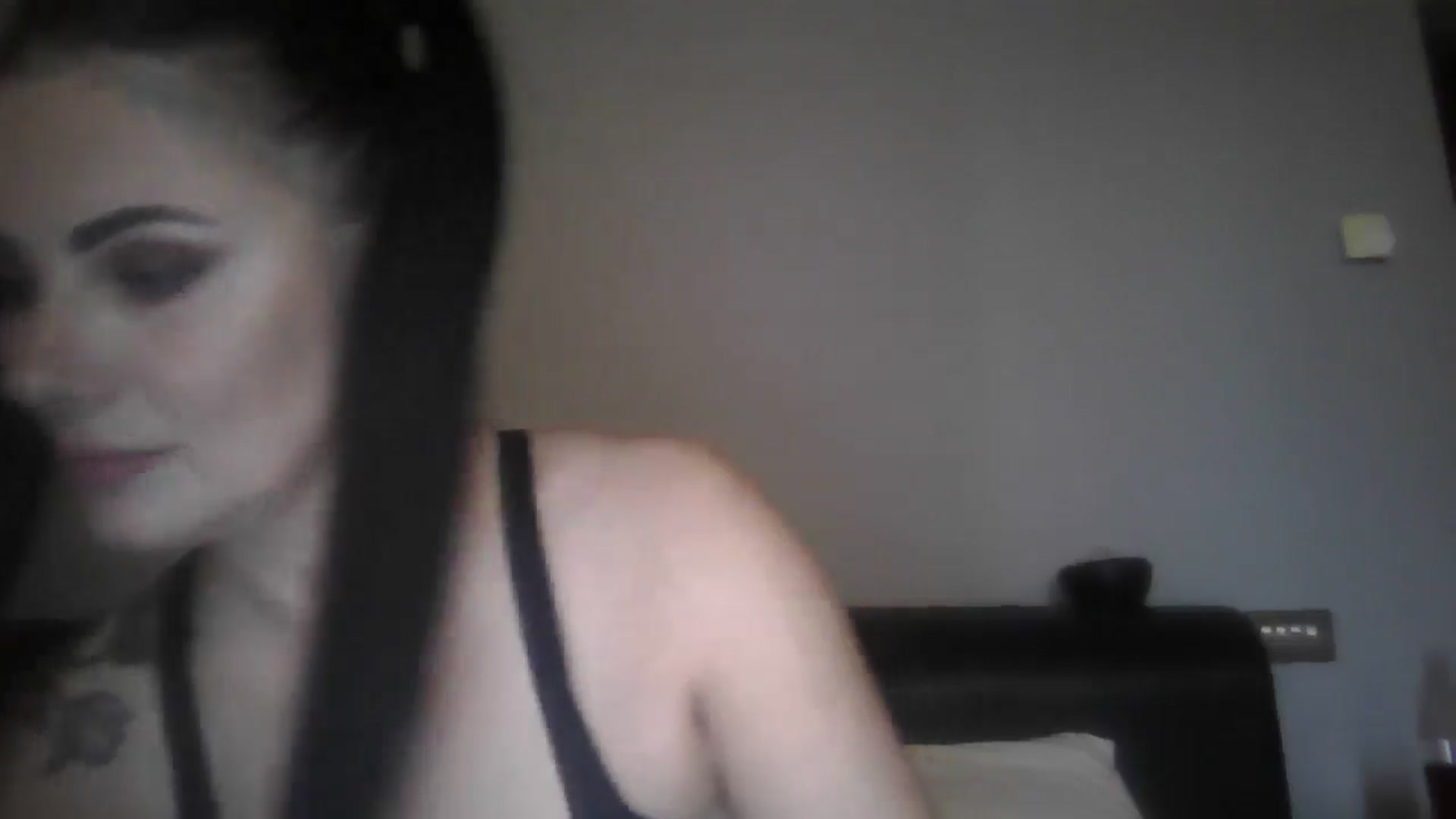 Gallery image thumbnail from FitBaby's myfreecams stream on, 10/25/2024, 13:35 image 4 of 20