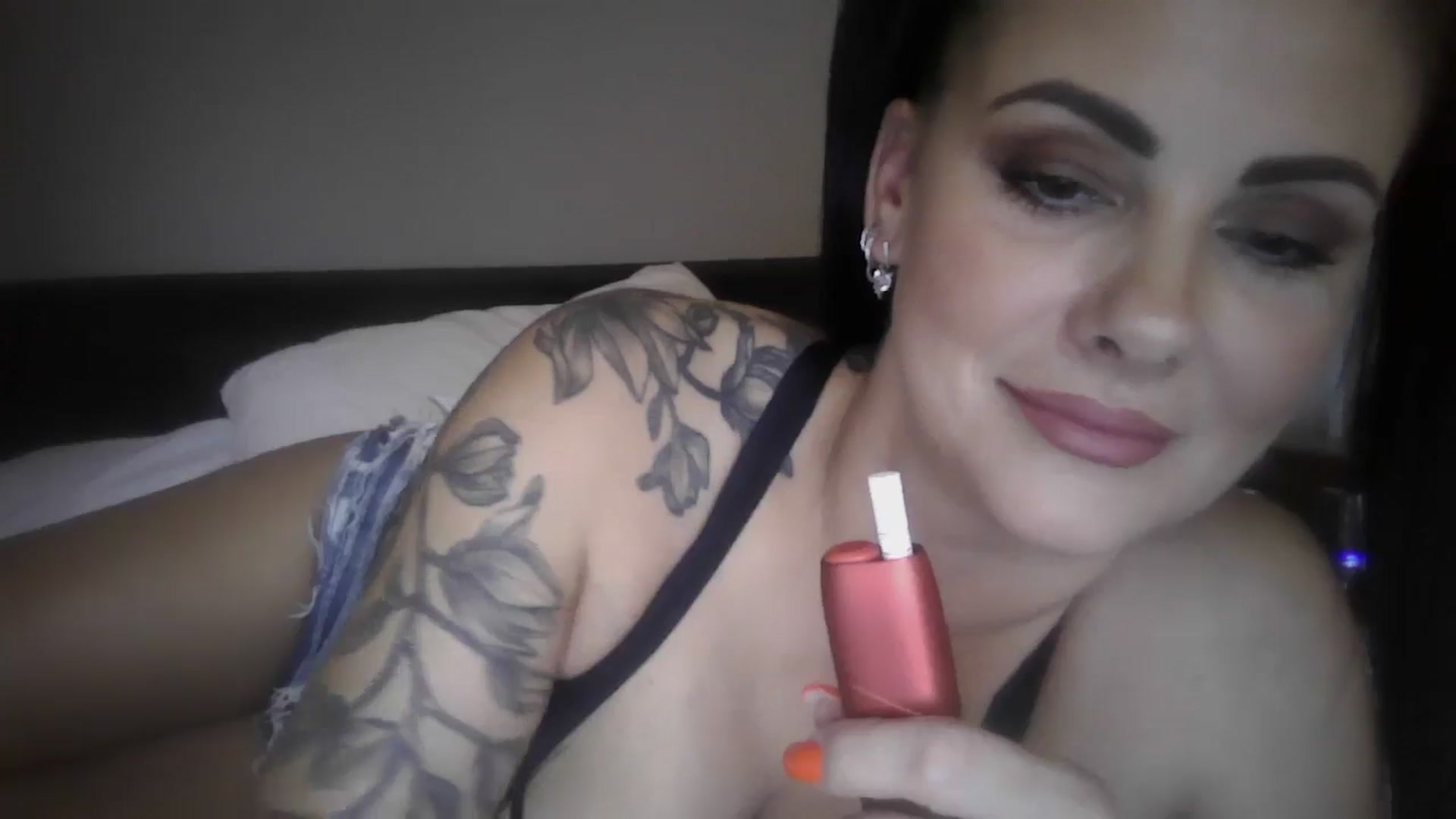 Gallery image thumbnail from FitBaby's myfreecams stream on, 10/25/2024, 13:35 image 13 of 20