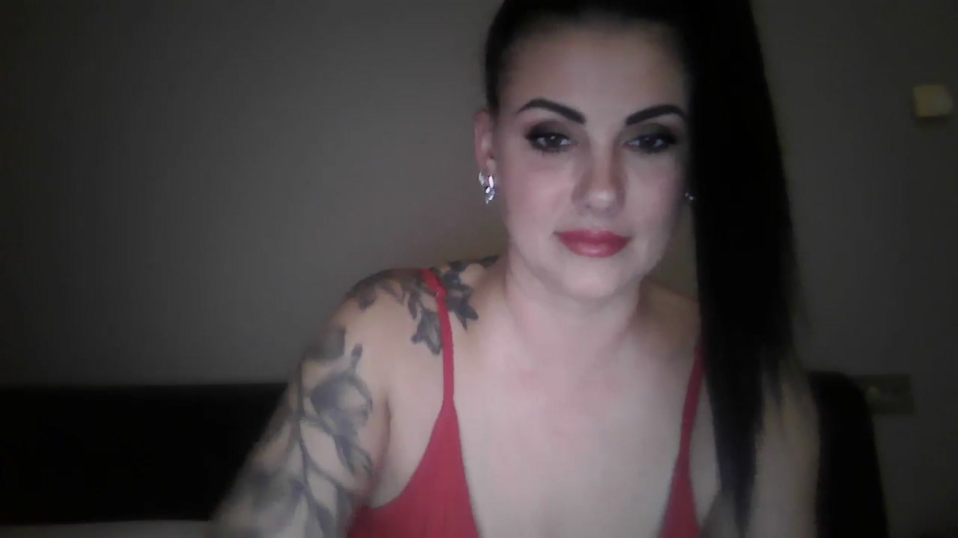 Gallery image thumbnail from FitBaby's myfreecams stream on, 10/30/2024, 15:06 image 18 of 20