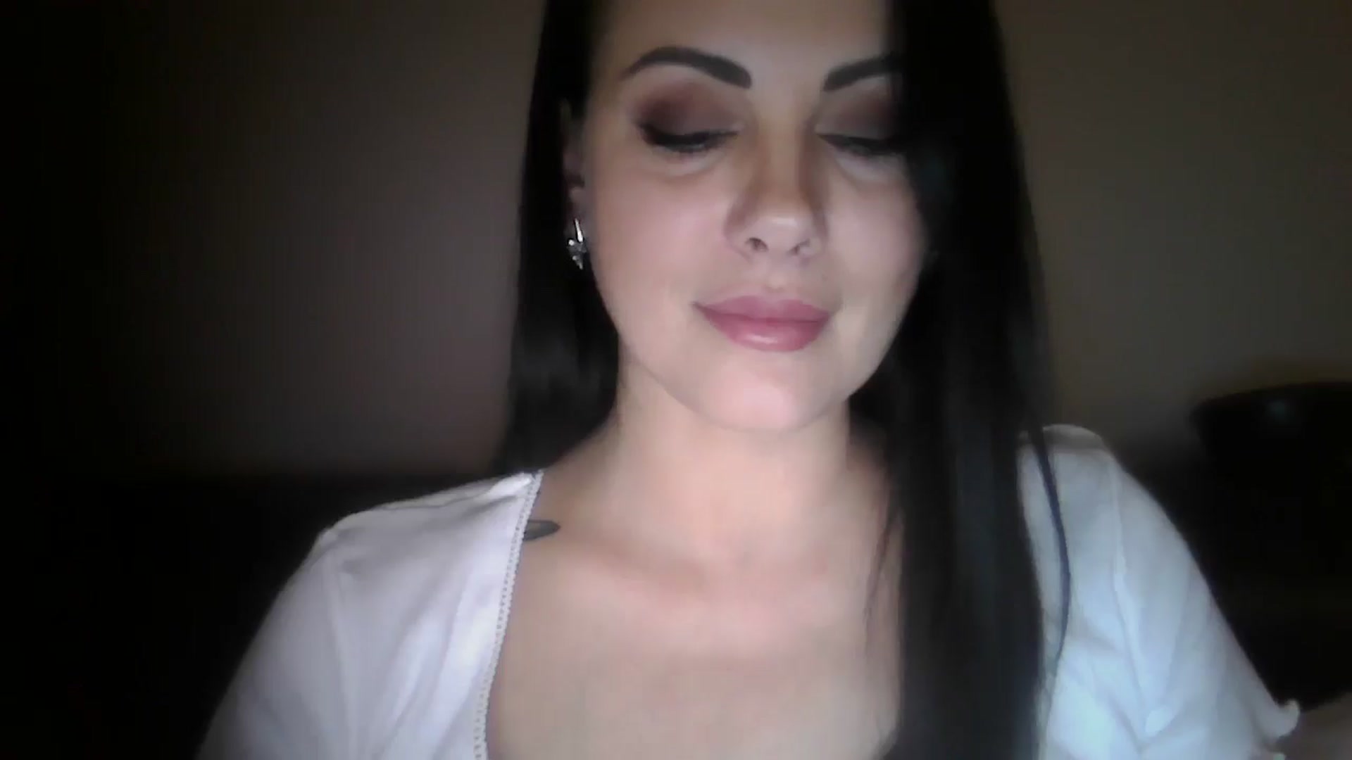 Gallery image thumbnail from FitBaby's myfreecams stream on, 11/08/2024, 14:56 image 18 of 20