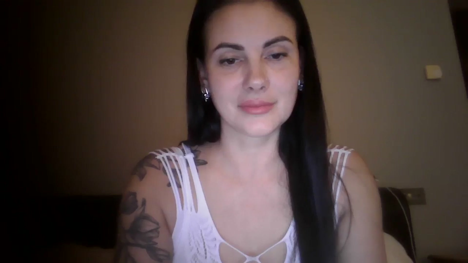 Gallery image thumbnail from FitBaby's myfreecams stream on, 11/15/2024, 15:32 image 11 of 20